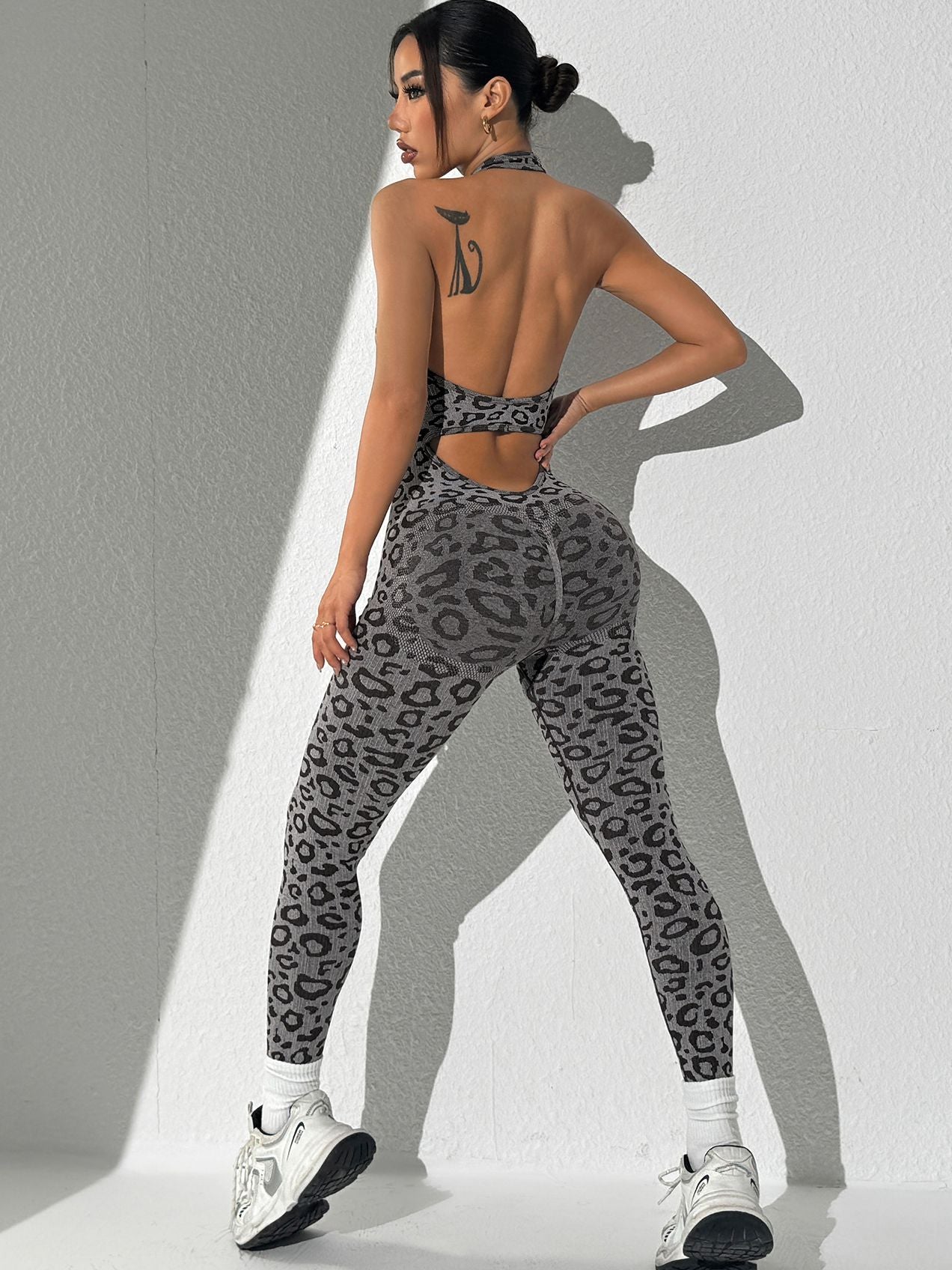 ZASUWA Women's Sexy Leopard Print Hollow Out Backless Jumpsuit - Fashion One Piece Romper for Nightclub, Party & Date Night Outfits
