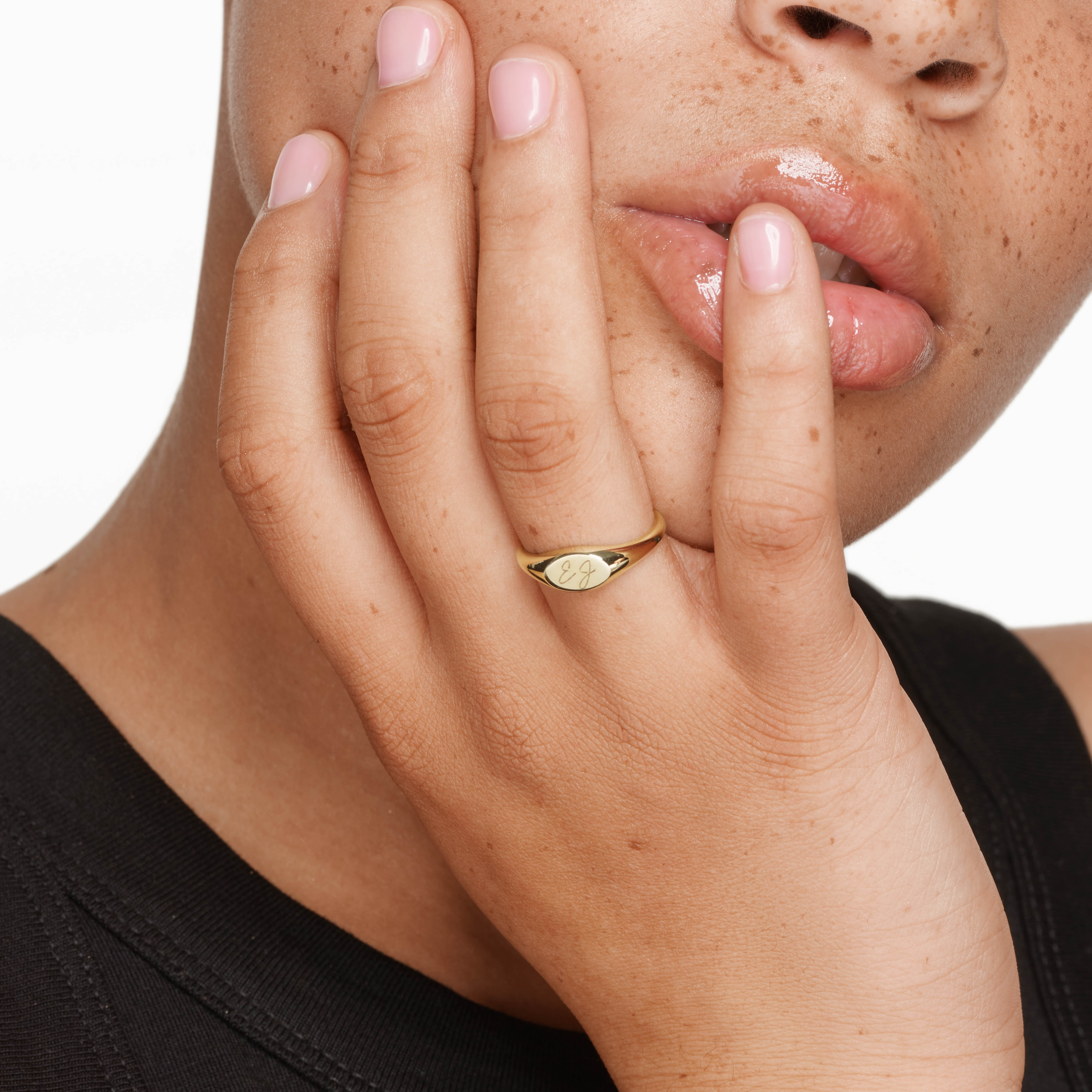 10k Gold Engravable Oval Signet Pinky Ring - Personalized Initials & Monogram - Perfect for Gifts, Weddings & Special Occasions