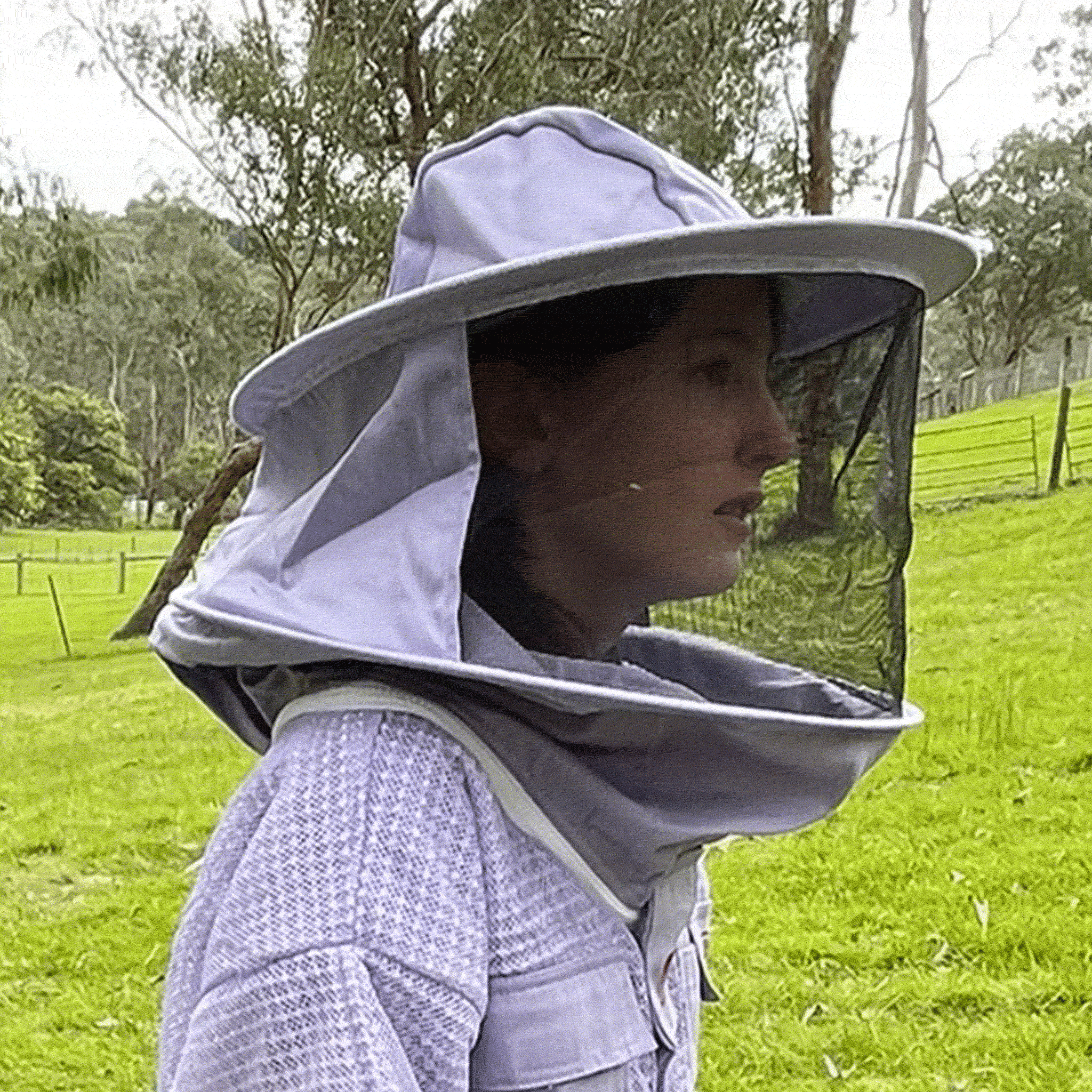 RhinoGuardMax Lavender Beekeeping Suit - Full Body Ventilated Beekeeping Jacket with Hood for Beekeepers - Protective Beekeeping Gear for Hive Inspection & Honey Harvesting