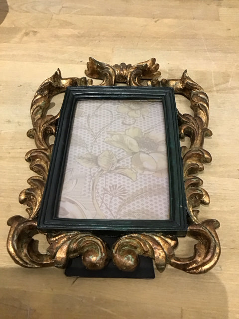 5x7 Vintage Picture Frame - Classic Wooden Photo Frame for Wall & Tabletop Display - Perfect for Home Decor, Wedding Photos, and Artwork
