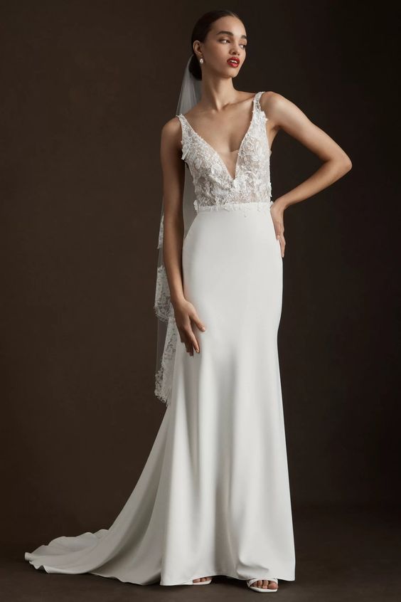Wtoo by Watters Skylar Wedding Gown - Elegant A-Line Bridal Dress for Romantic Ceremonies & Formal Events