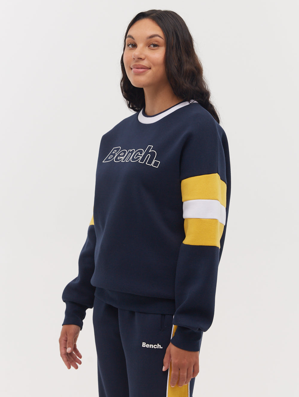 Hendra Stripe Sleeve Crew Neck Sweatshirt for Women - Casual Long Sleeve Pullover for Fall & Winter - Perfect for Daily Wear, Outings and Layering