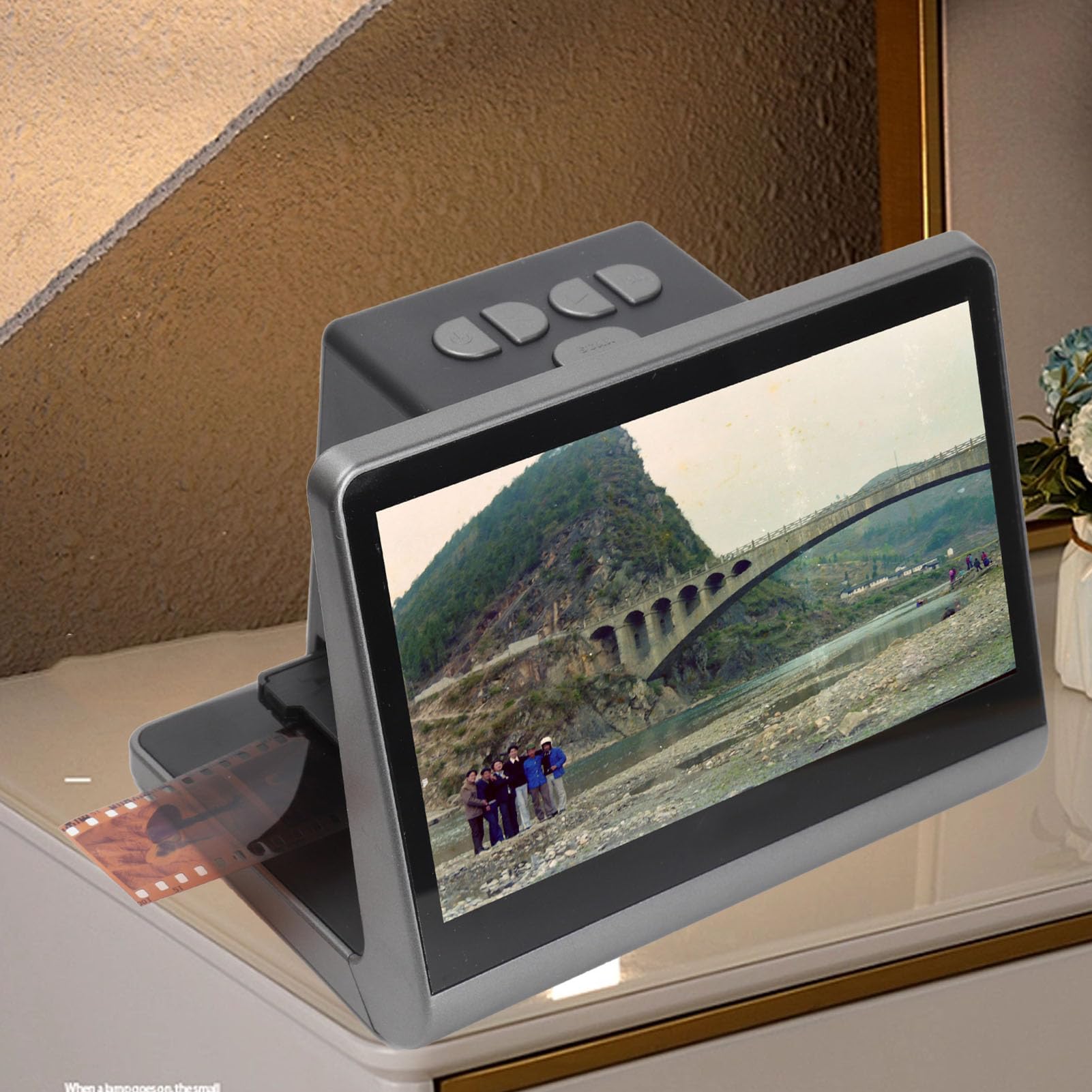 Digital Film Scanner with 7 Inch LCD Screen - Convert 135/126/110/8mm Film & Slides to 12MP JPEG Photos - Perfect for Digitizing Old Family Photos, Archiving Memories & Professional Photography Projects
