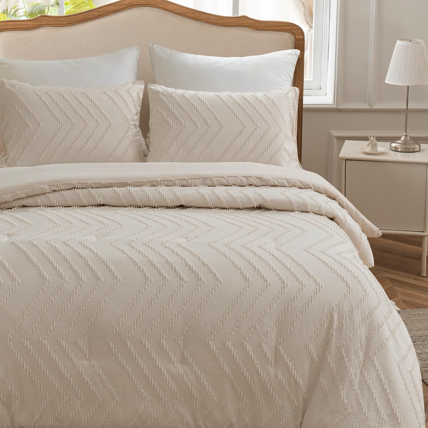 Queen Size Comforter Set - Lightweight & Fluffy All-Season Bedding with Chevron Tufted Design | 3-Piece Cream Bedspread for Cozy Sleep & Guest Room Decor