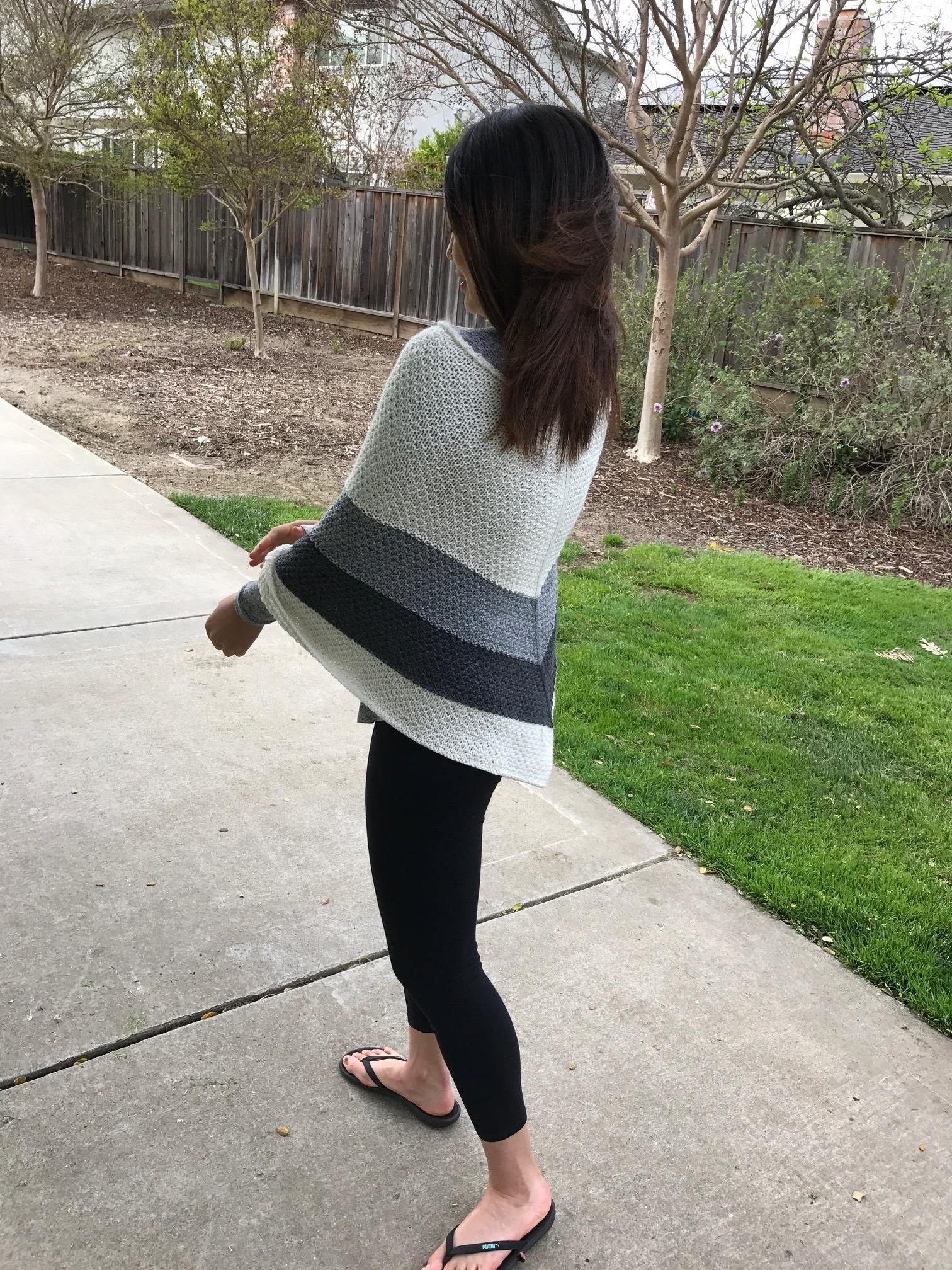 Cozy Women's Knit Poncho - Soft & Stylish Fall Winter Wrap - Perfect for Layering, Outdoor Activities & Casual Wear