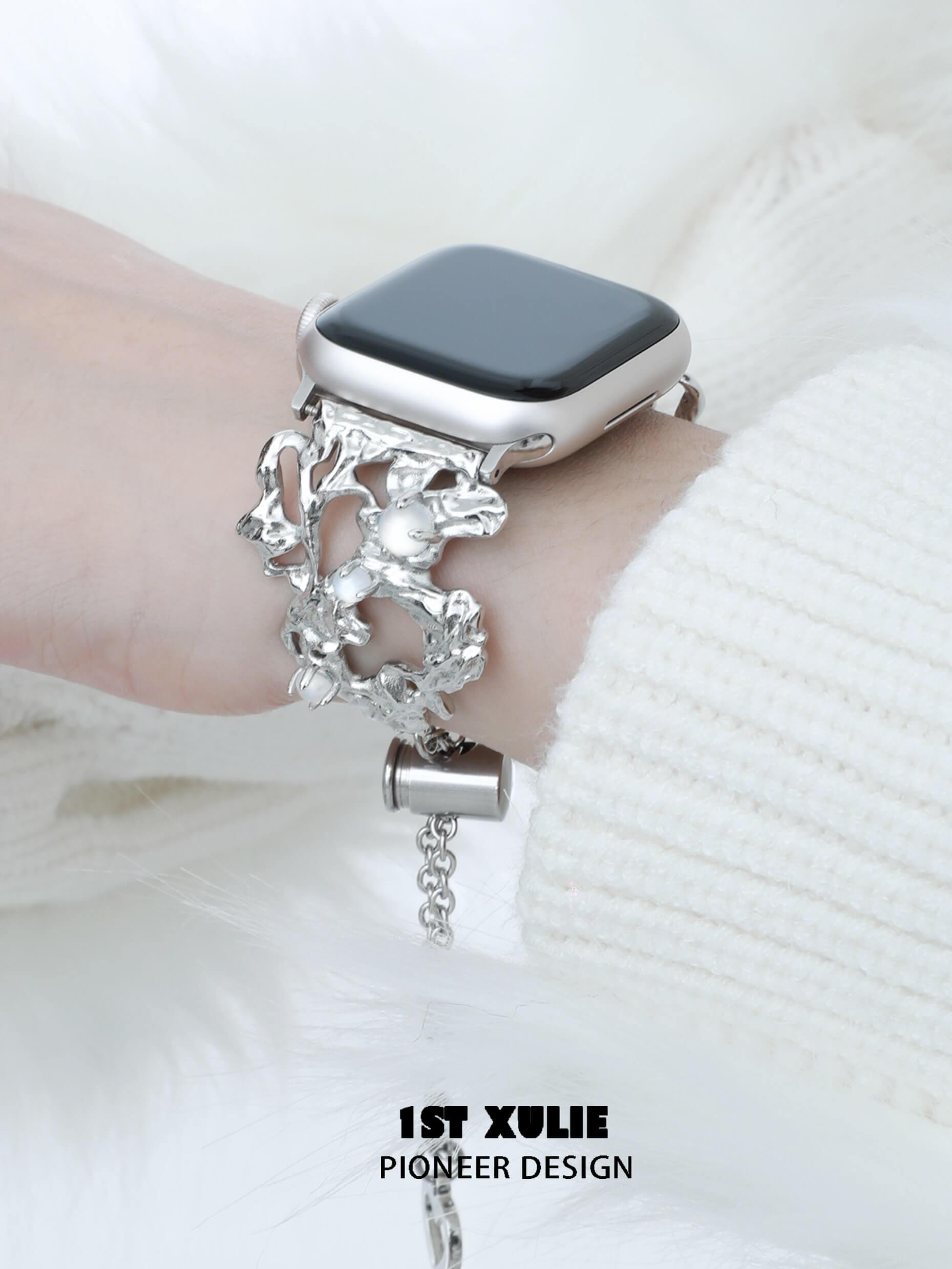 Premium Alloy White Onyx Apple Watch Band - Stylish & Durable Replacement Strap for Apple Watch Series 1-9 - Perfect for Workouts, Office & Everyday Fashion