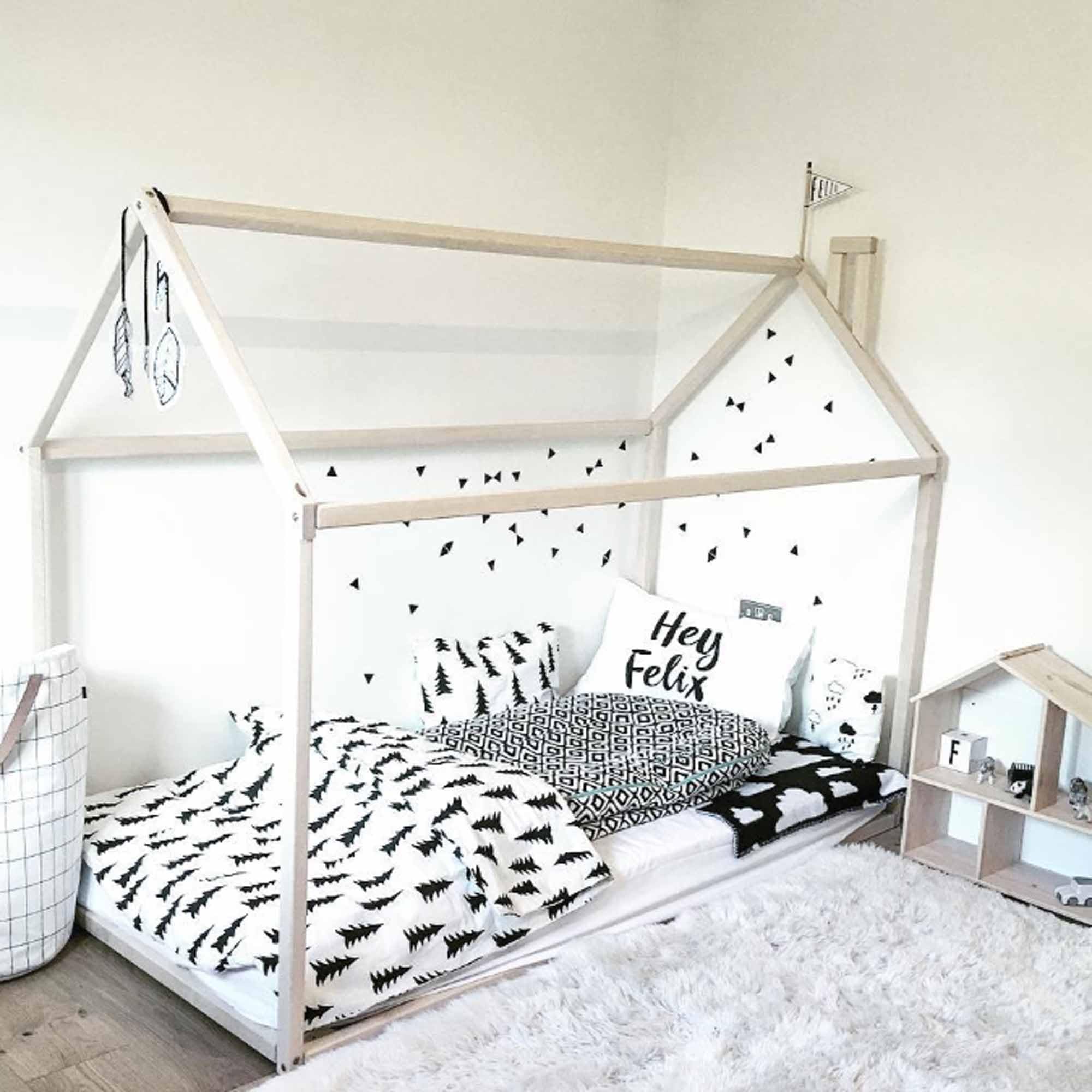 **Toddler Bed Frame - Wooden House Design Floor Bed with Twin Size Mattress Slats (39