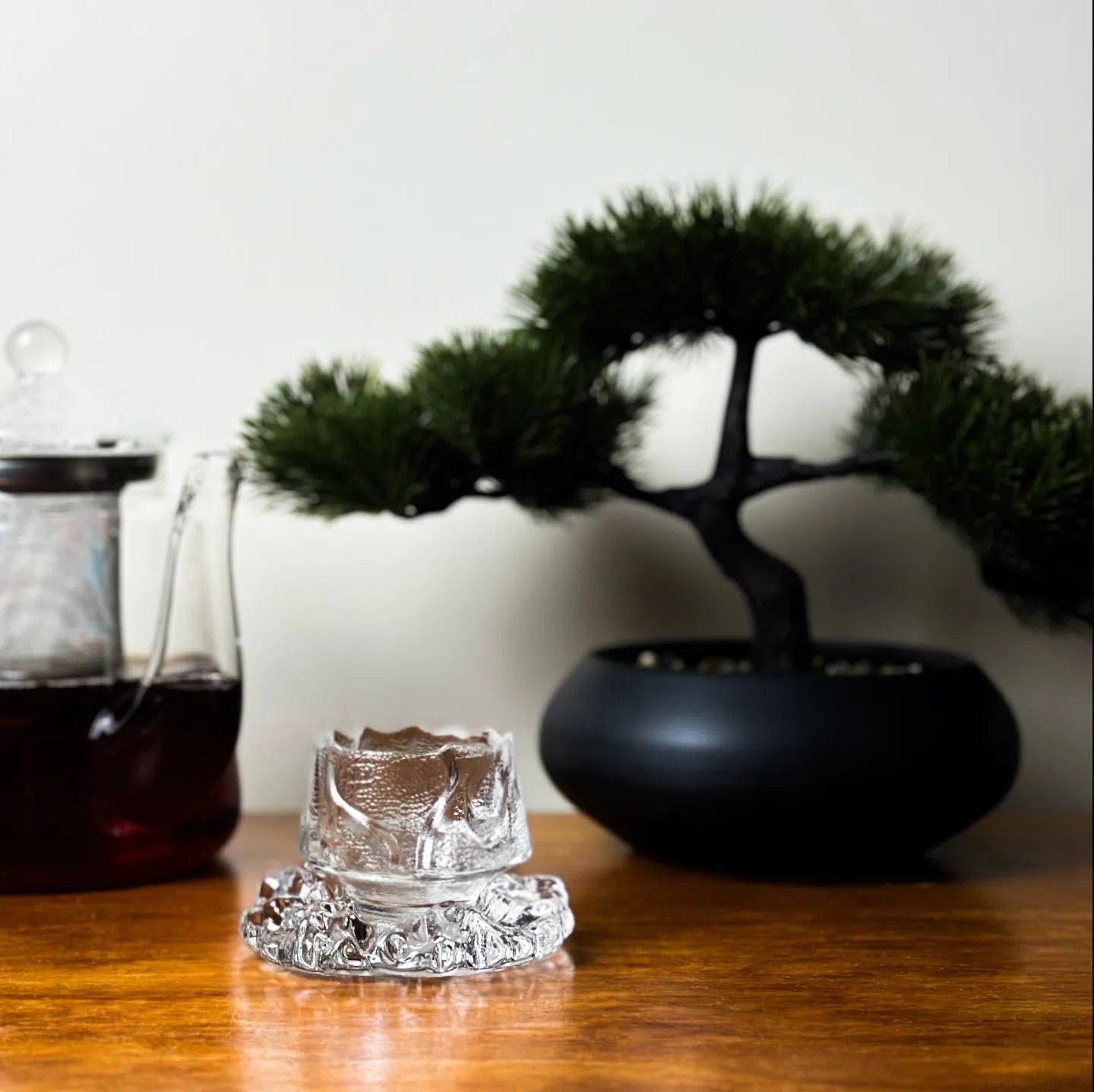 Japanese Frosted Hammer Design Glass Teacup with Saucer - Elegant Tea Set for Matcha, Green Tea & Herbal Tea - Perfect for Home, Office & Japanese Tea Ceremony
