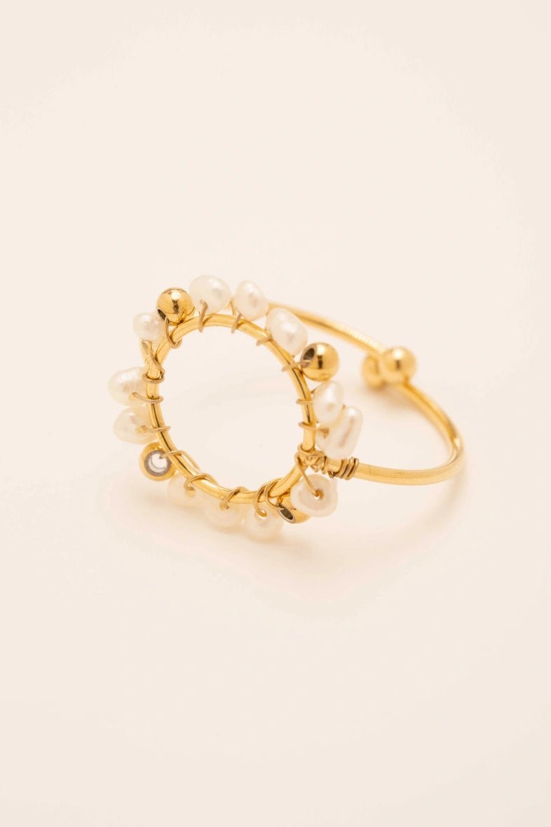 Elegant Cody Fine Ring – Delicate & Refined Details for Women | Perfect for Weddings, Anniversaries & Special Occasions