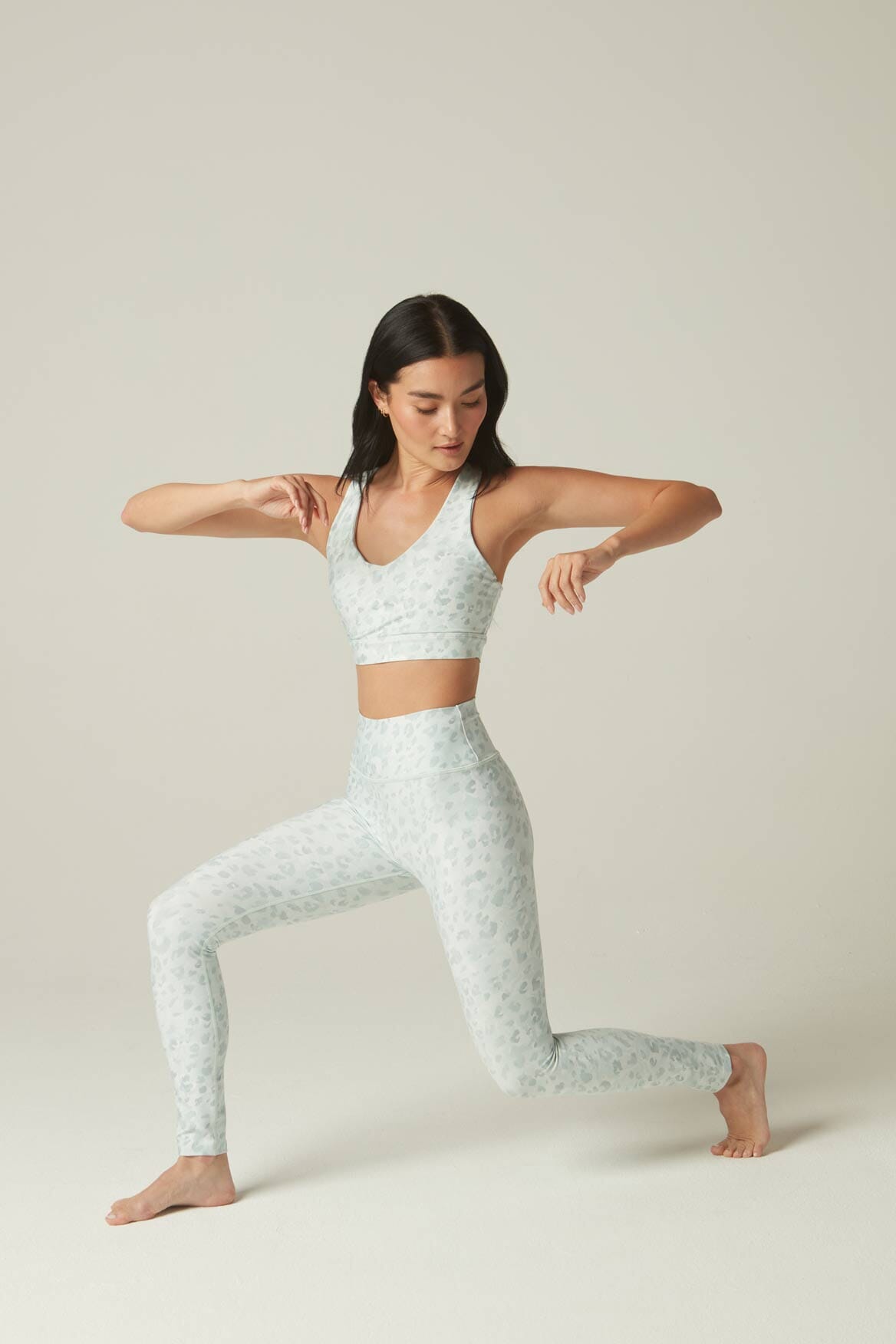 Camila High Waist Yoga Leggings with Tinted Tabby Design - Perfect for Workouts, Running & Casual Wear