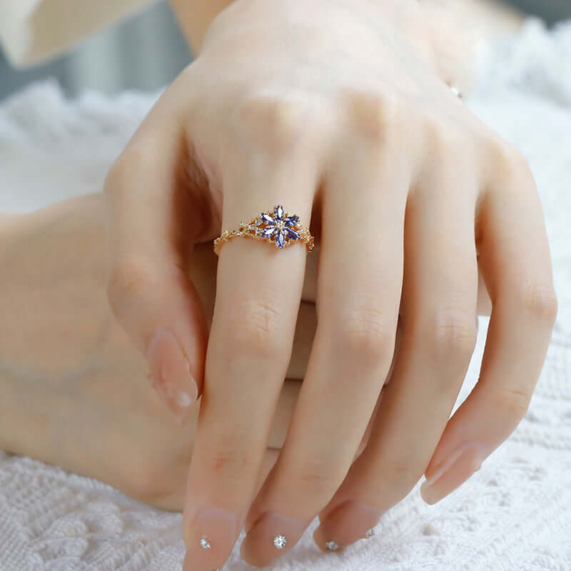 Romantic Moonstone Flower Ring in Gold – Elegant Jewelry for Women | Perfect for Weddings, Anniversaries & Special Occasions | TB2406
