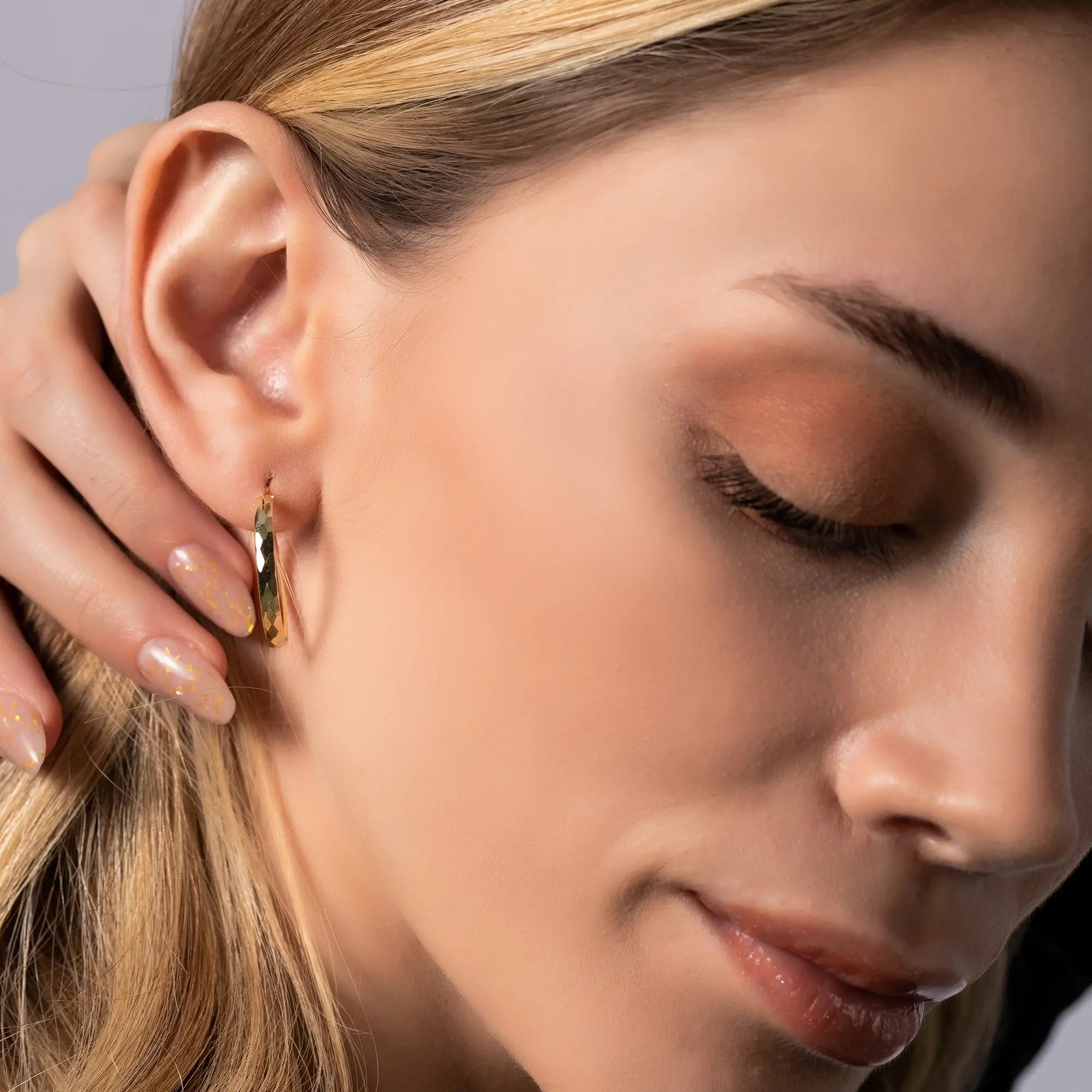 Modern Hoop Earrings for Women - Trendy Gold & Silver Circle Earrings for Everyday Wear | Perfect for Office, Party & Casual Outfits