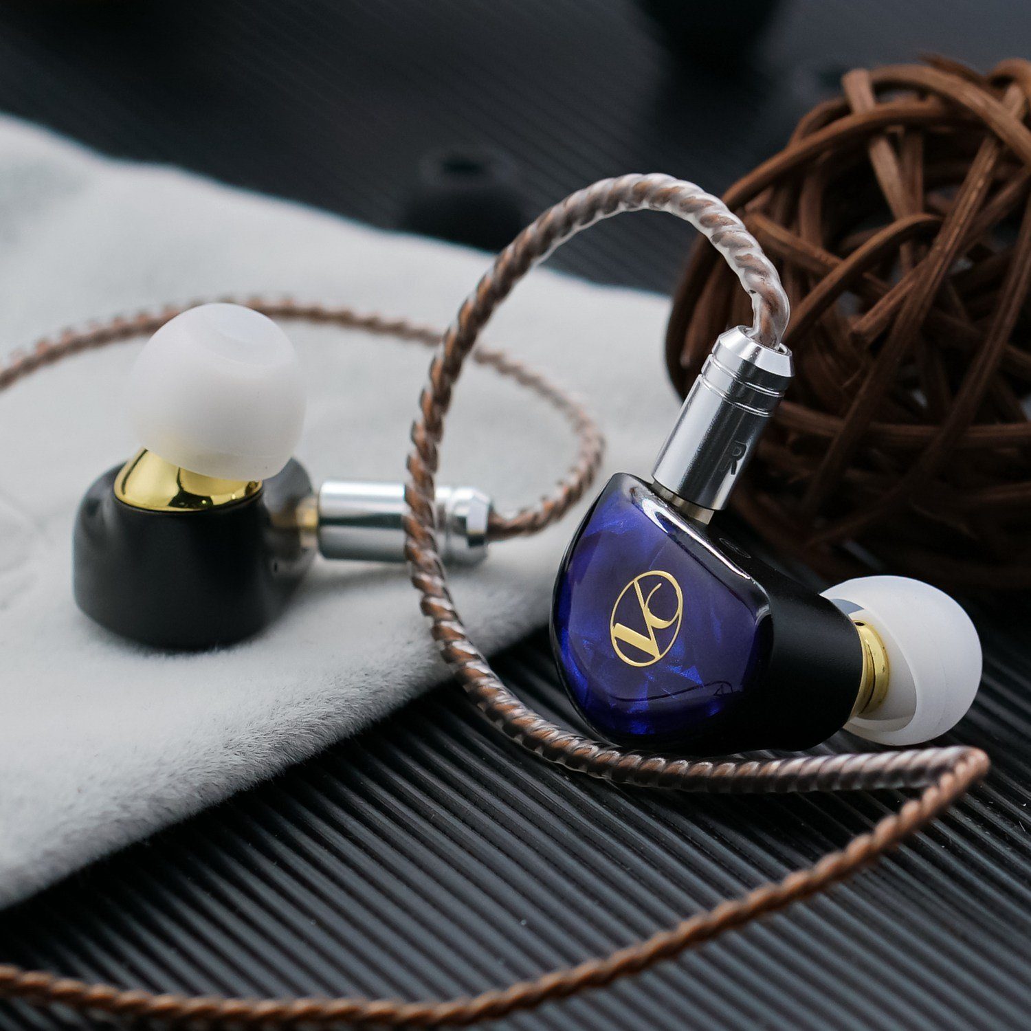 Vento Conductor VC T 500PRO Professional In-Ear Headphones with High-Fidelity Sound - Perfect for Studio Recording, Gaming & Travel