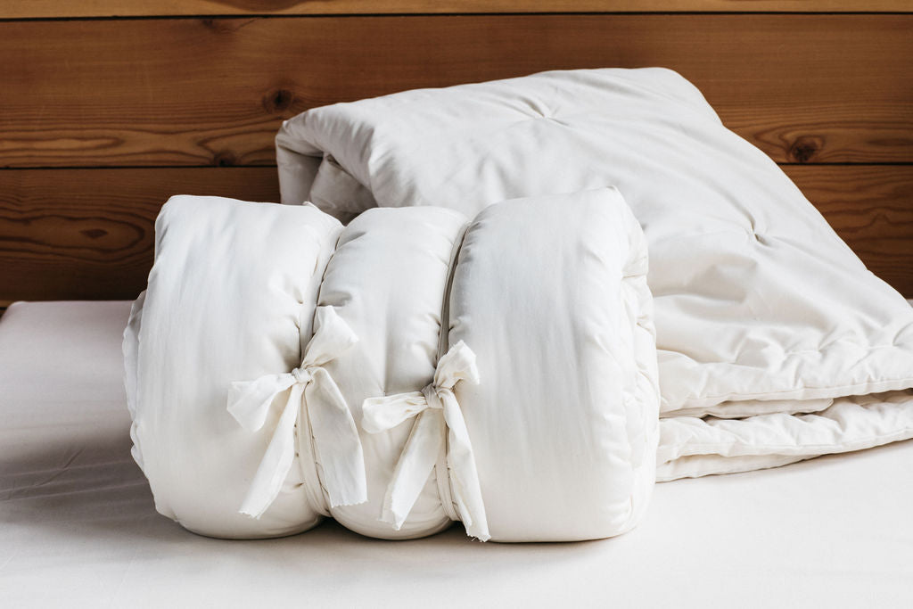 All Natural Wool Comforter - Hypoallergenic & Temperature Regulating - Perfect for Winter Bedding & Cozy Home Decor