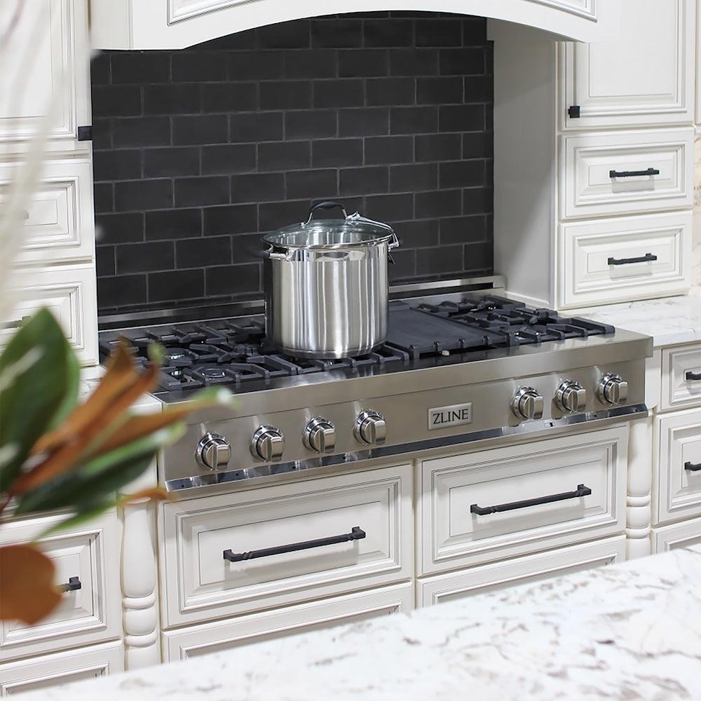 ZLINE 48-Inch Stainless Steel Gas Rangetop with 7 Burners, Porcelain Cooktop & Built-In Griddle - Professional Grade for Home Kitchens, Restaurants & Culinary Enthusiasts
