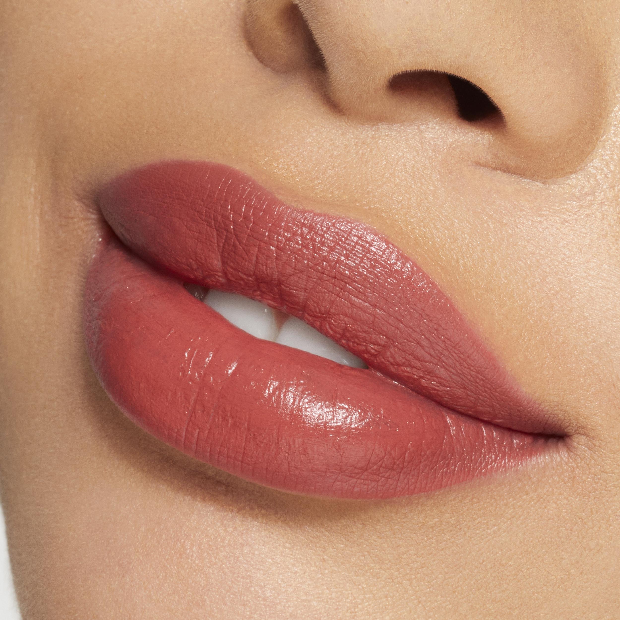 Long-Lasting Matte Creme Lipstick - Hydrating & Non-Drying, 12 Vibrant Colors for All-Day Wear - Perfect for Parties, Dates & Everyday Makeup Looks
