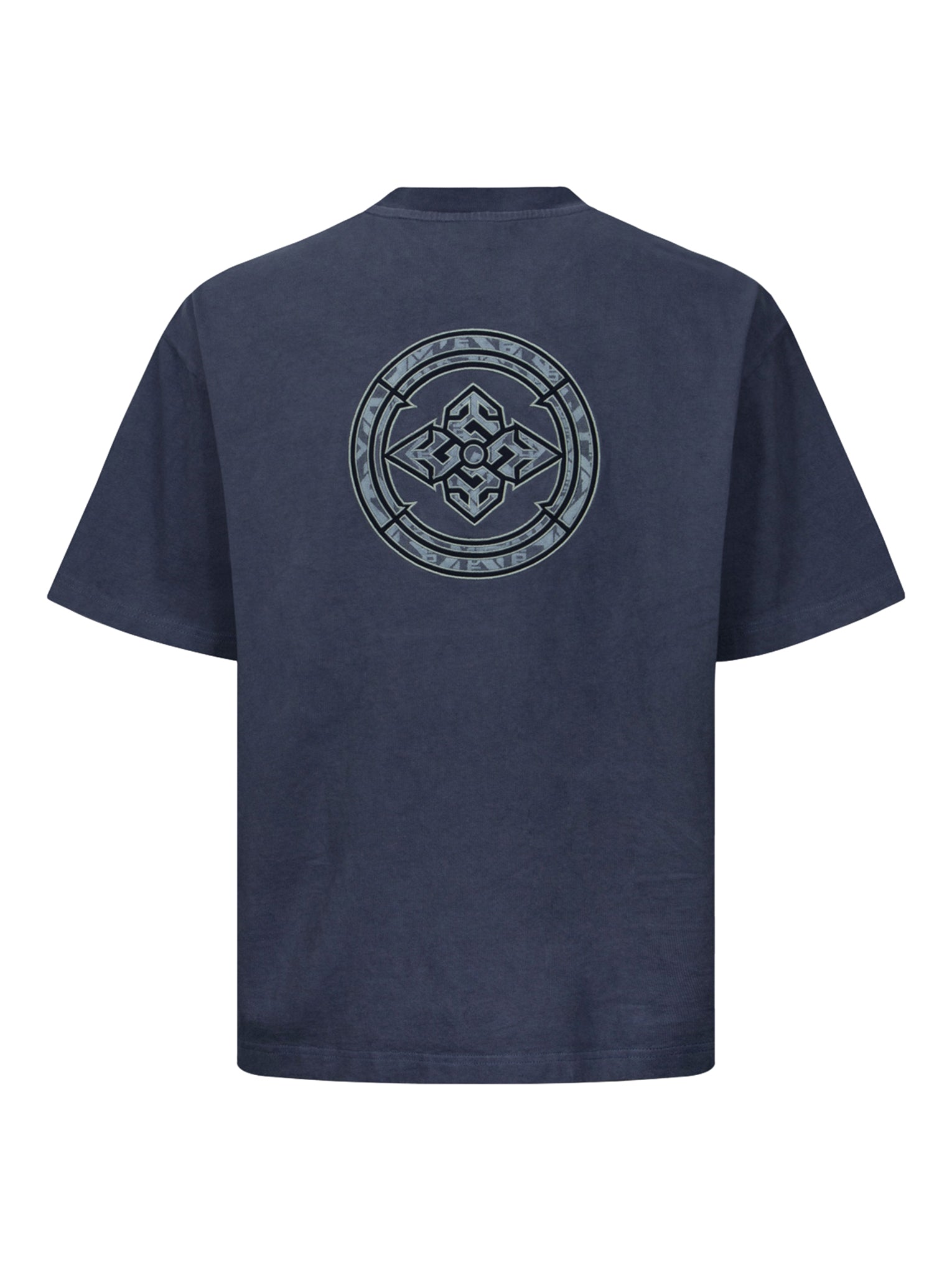 Kamon Appliqué Embroidery Loose Fit T-Shirt for Men - Japanese Crest Design Casual Tee for Streetwear & Everyday Comfort