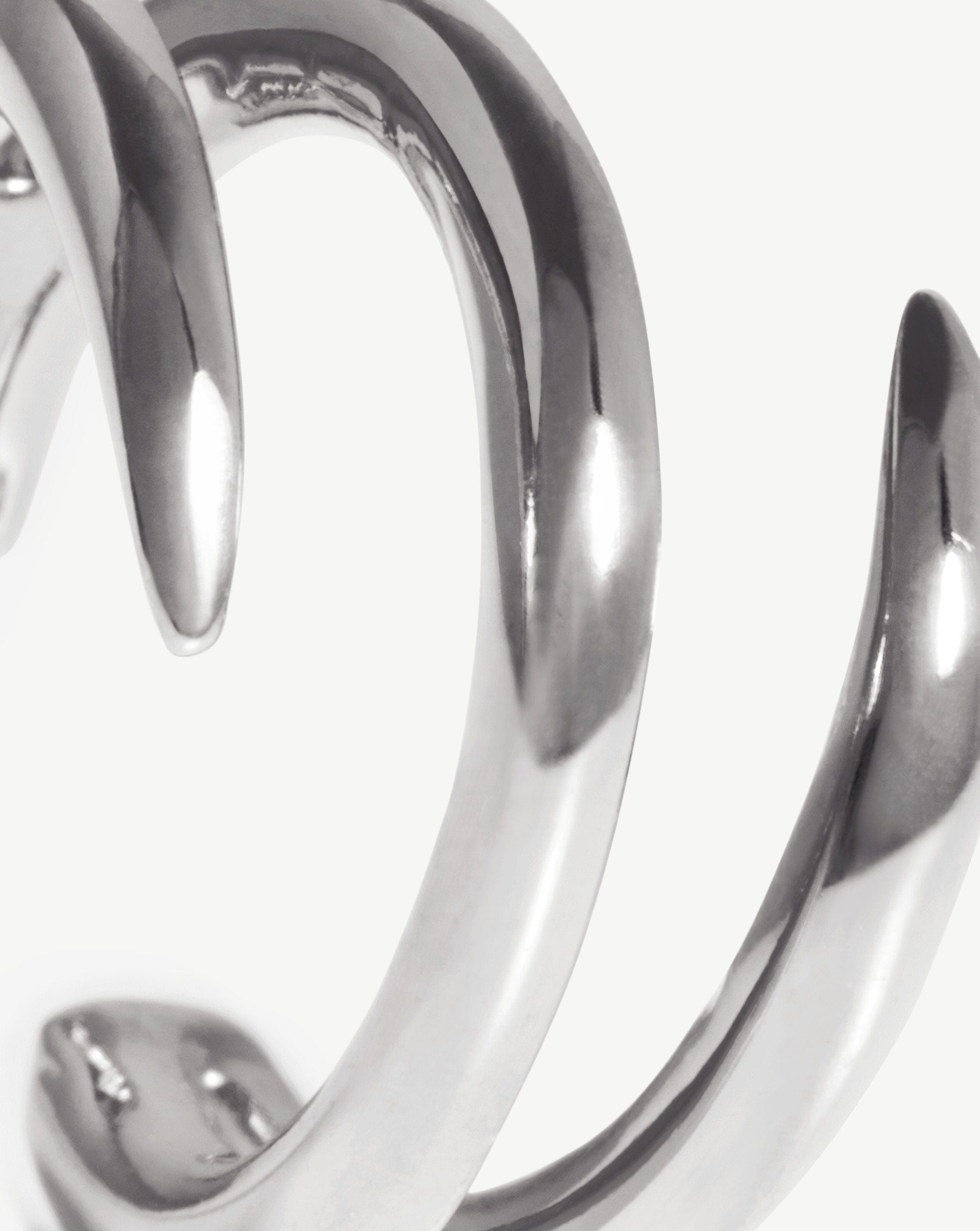 Trendy Claw Lacuna Ear Cuff - Boho Chic Non-Piercing Earring for Women - Perfect for Parties, Weddings & Everyday Wear