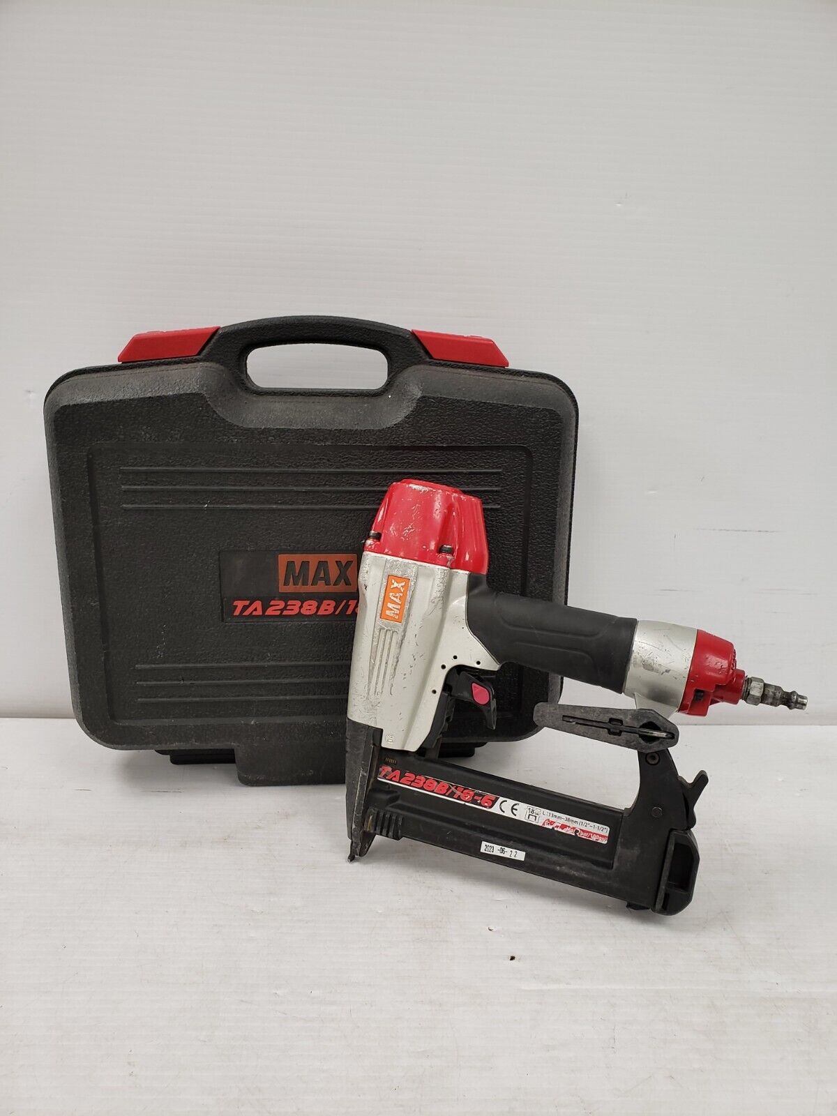 Max TA238B/18 6-Inch Brad Nailer - 18 Gauge Pneumatic Nail Gun for Woodworking, Carpentry, and DIY Home Projects
