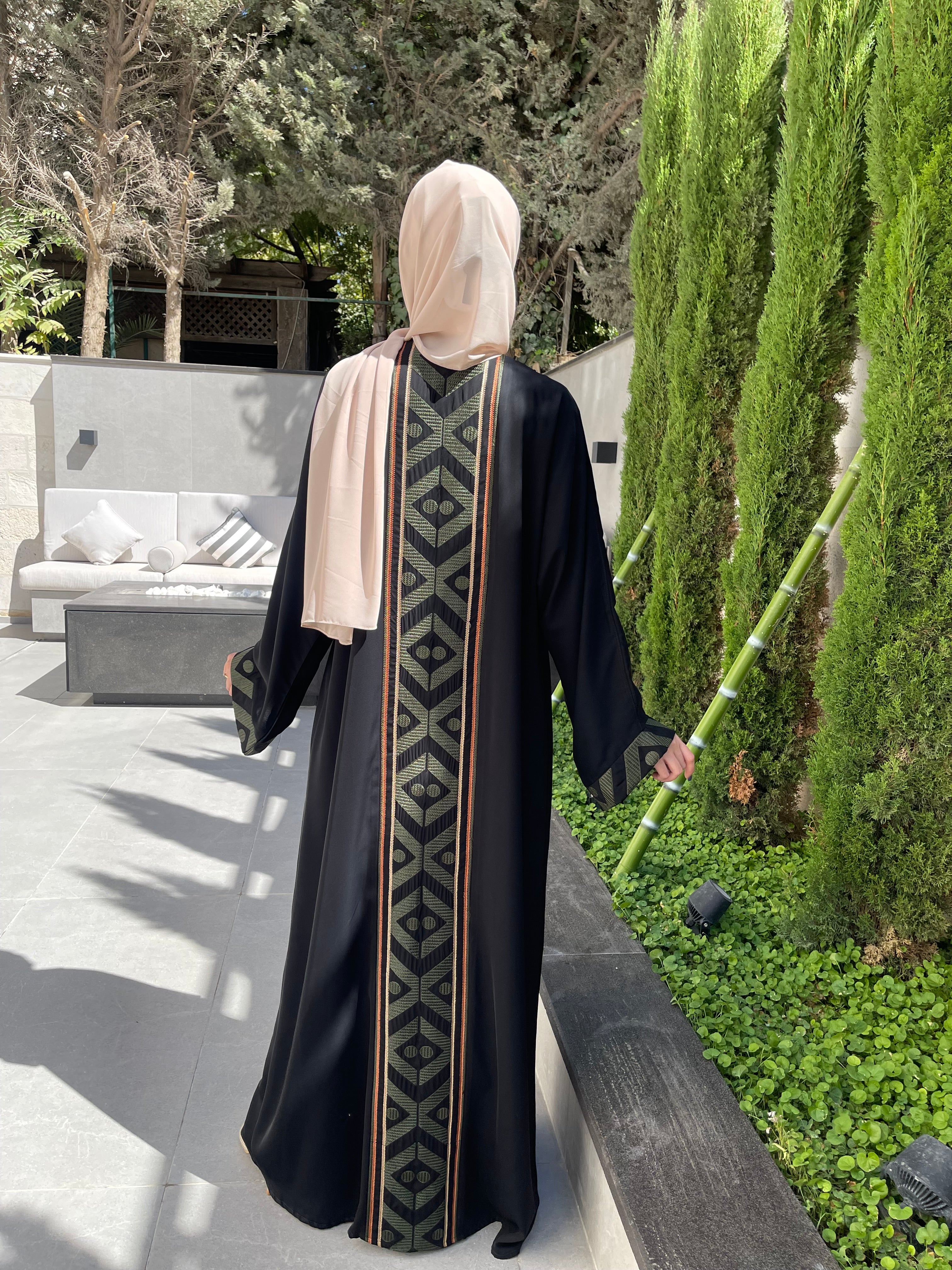 Elegant Embroidered Abaya Dress for Women - Modest Islamic Fashion for Prayer, Eid & Special Occasions