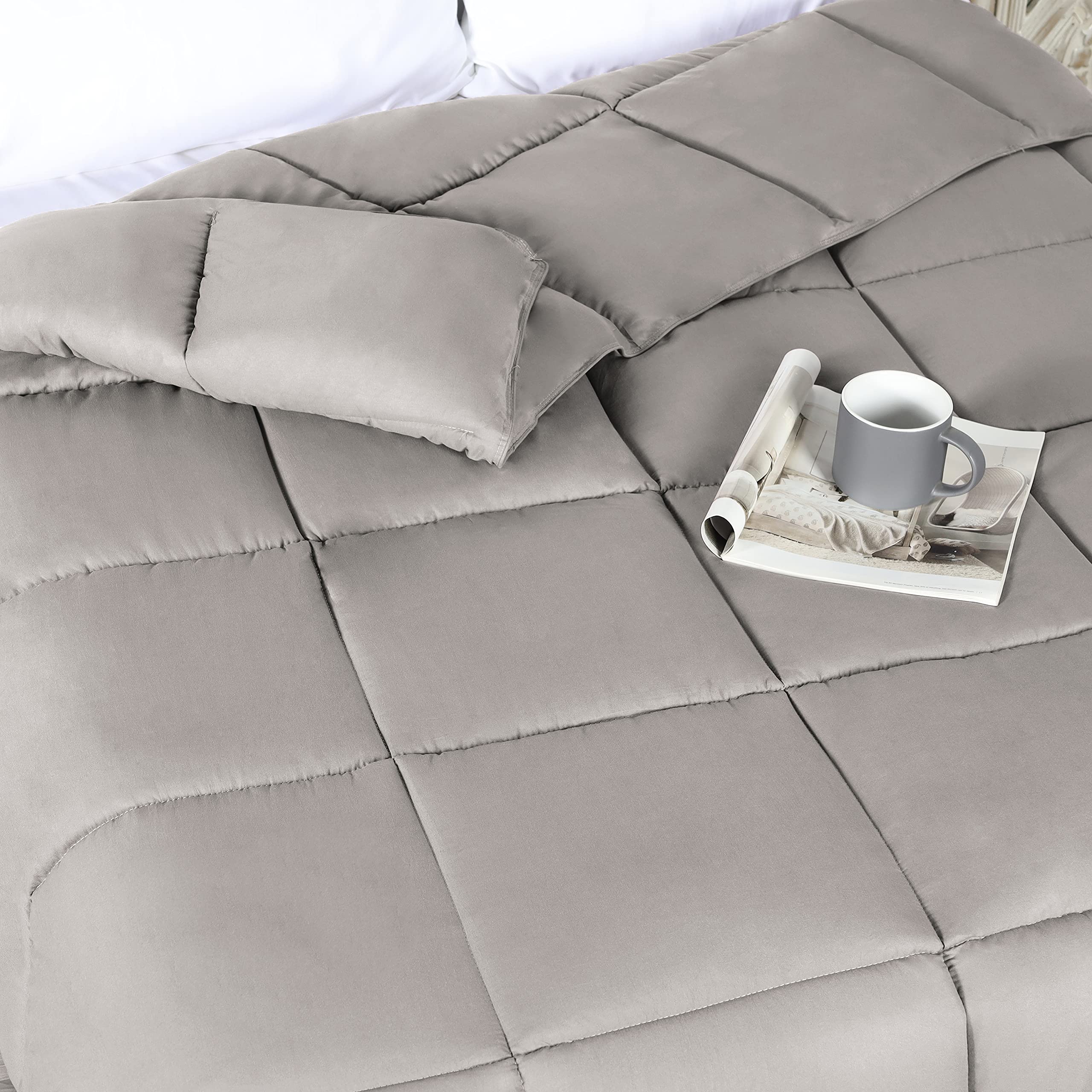 Premium Brushed Microfiber Solid Comforter - Down Alternative Bedding Set, Reversible Medium Weight Fluffy Duvet Insert with Box Quilt Design, Oversized King Blanket in Silver - Perfect for Cozy Bedrooms, Guest Rooms & Luxury Hotel Style Decor