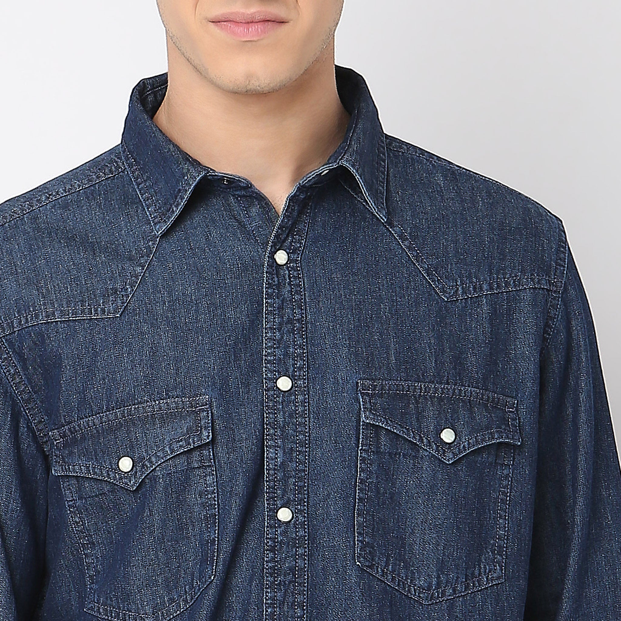 Authentic Silk Indigo Vintage American Style Mountain Shirt™ - Regular Fit Men's Casual Button Down Shirt for Outdoor Adventures & Urban Style
