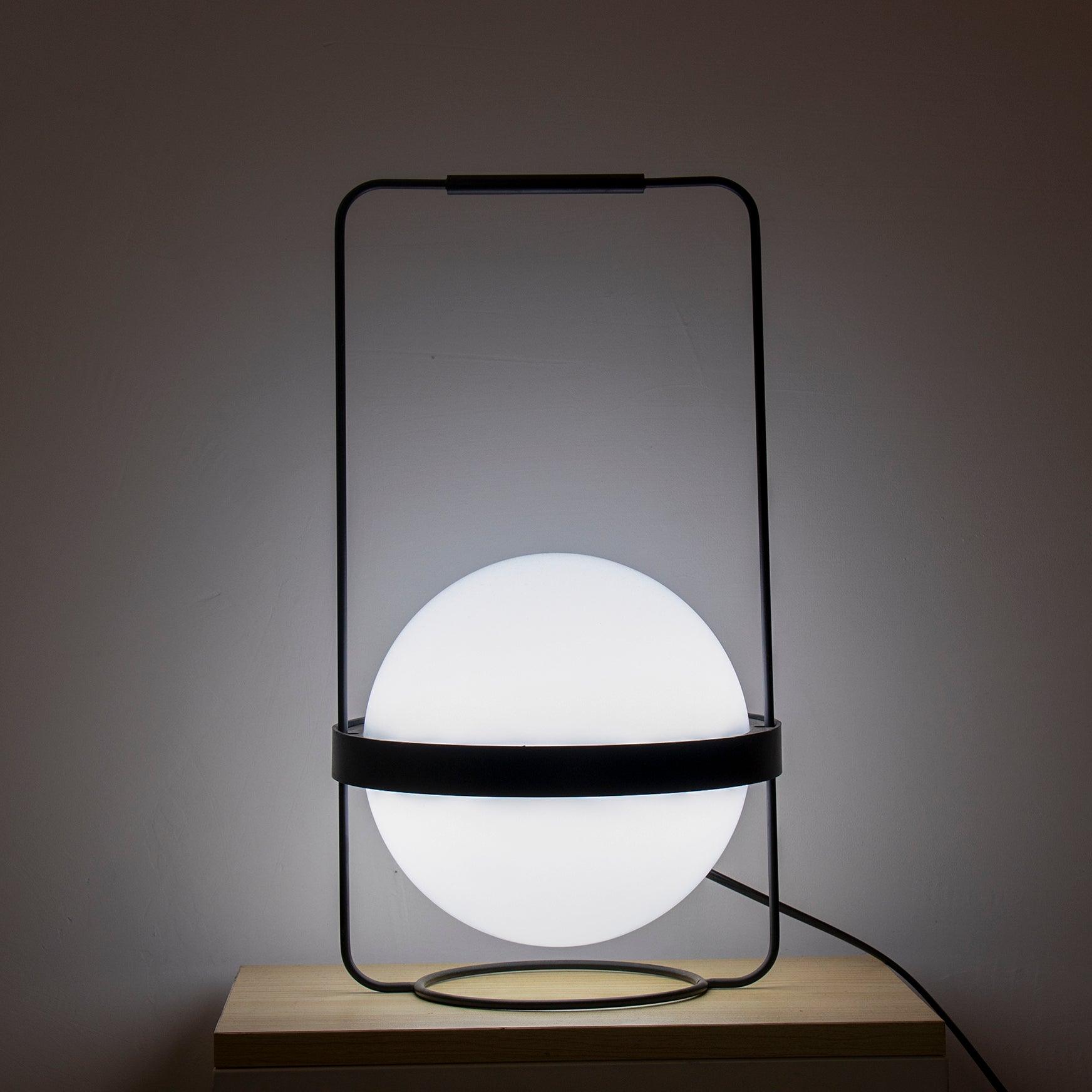 Modern LED Garden Table Lamp - Outdoor Waterproof Solar Powered Lighting for Patio, Deck, and Backyard - Perfect for Evening Gatherings & Landscape Decor