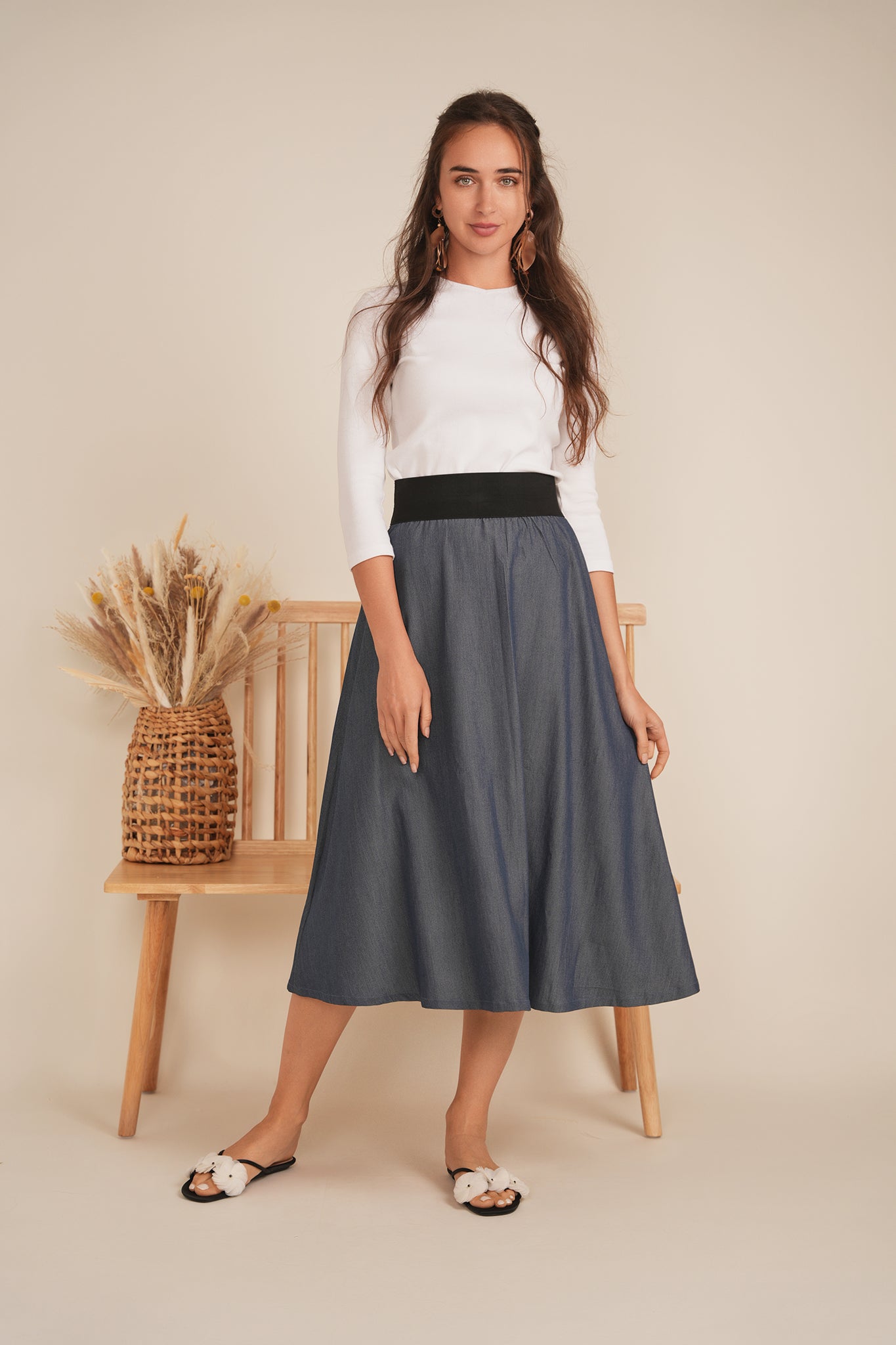 Stylish Women's Pull-On Skirt - Comfortable Stretchy Midi Skirt for Casual Wear, Office & Spring Outfits