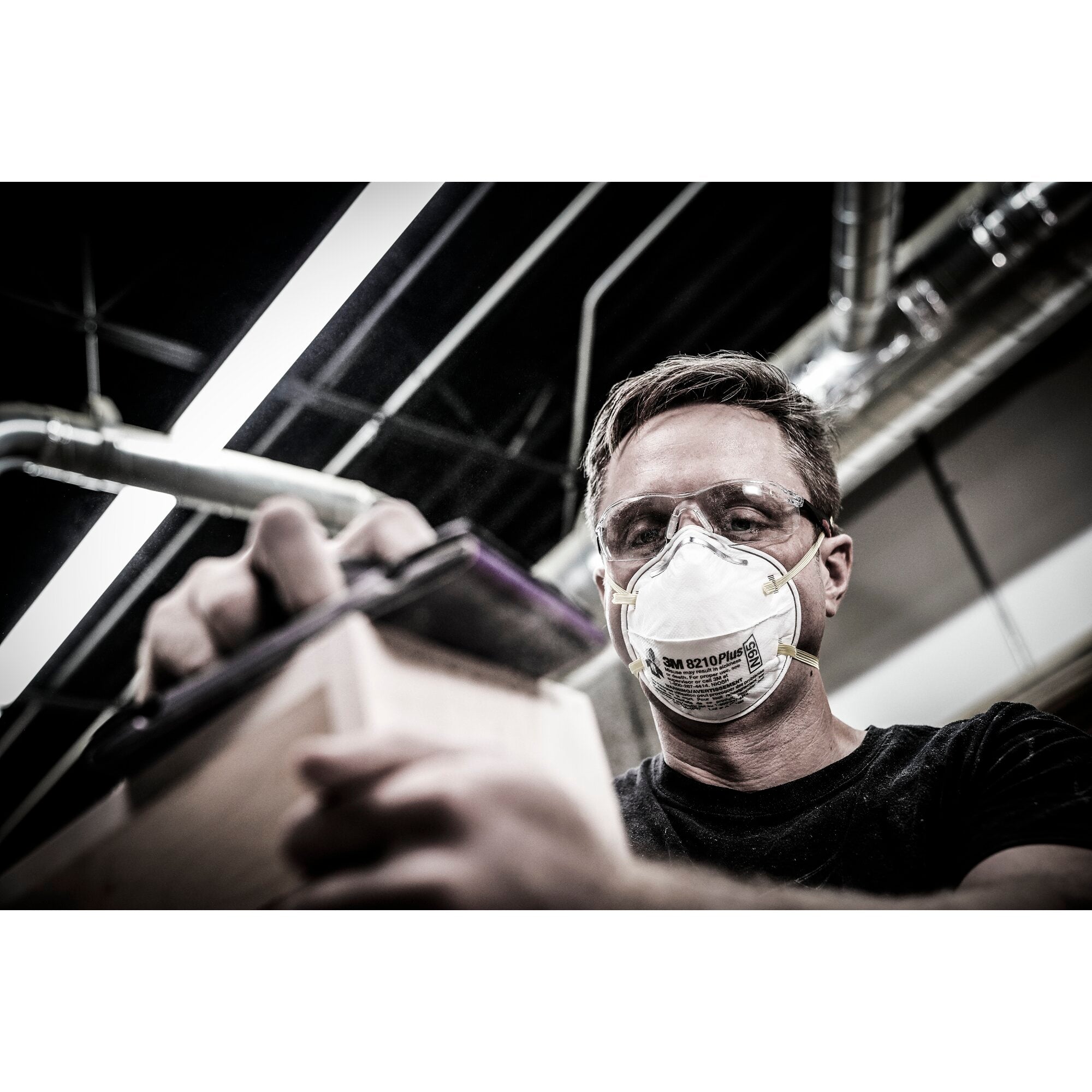 3M 8210 Plus N95 Respirator Mask - NIOSH Approved for Sanding, Fiberglass & Dust Protection - Comfortable Safety Mask for Construction, Woodworking & DIY Projects
