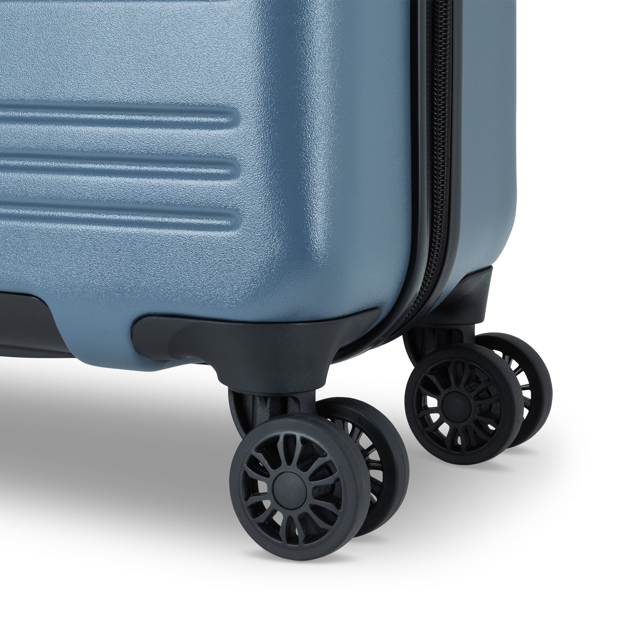 Roots Chalet Spinner Carry On Luggage - Lightweight Expandable Suitcase with 360° Wheels for Air Travel, Business Trips & Weekend Getaways