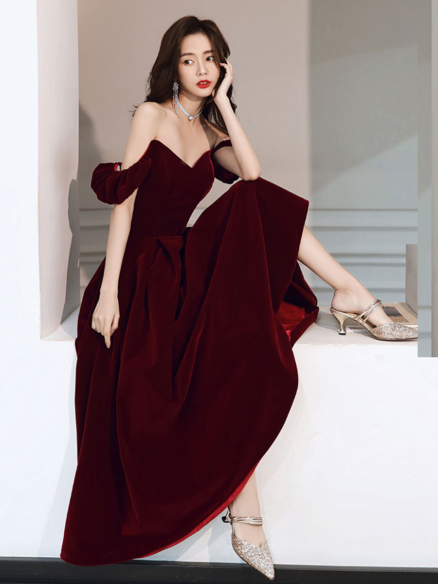 Elegant Burgundy Velvet Tea Length Prom Dresses for Women - Formal Evening Gowns for Homecoming, Cocktail Parties & Special Occasions