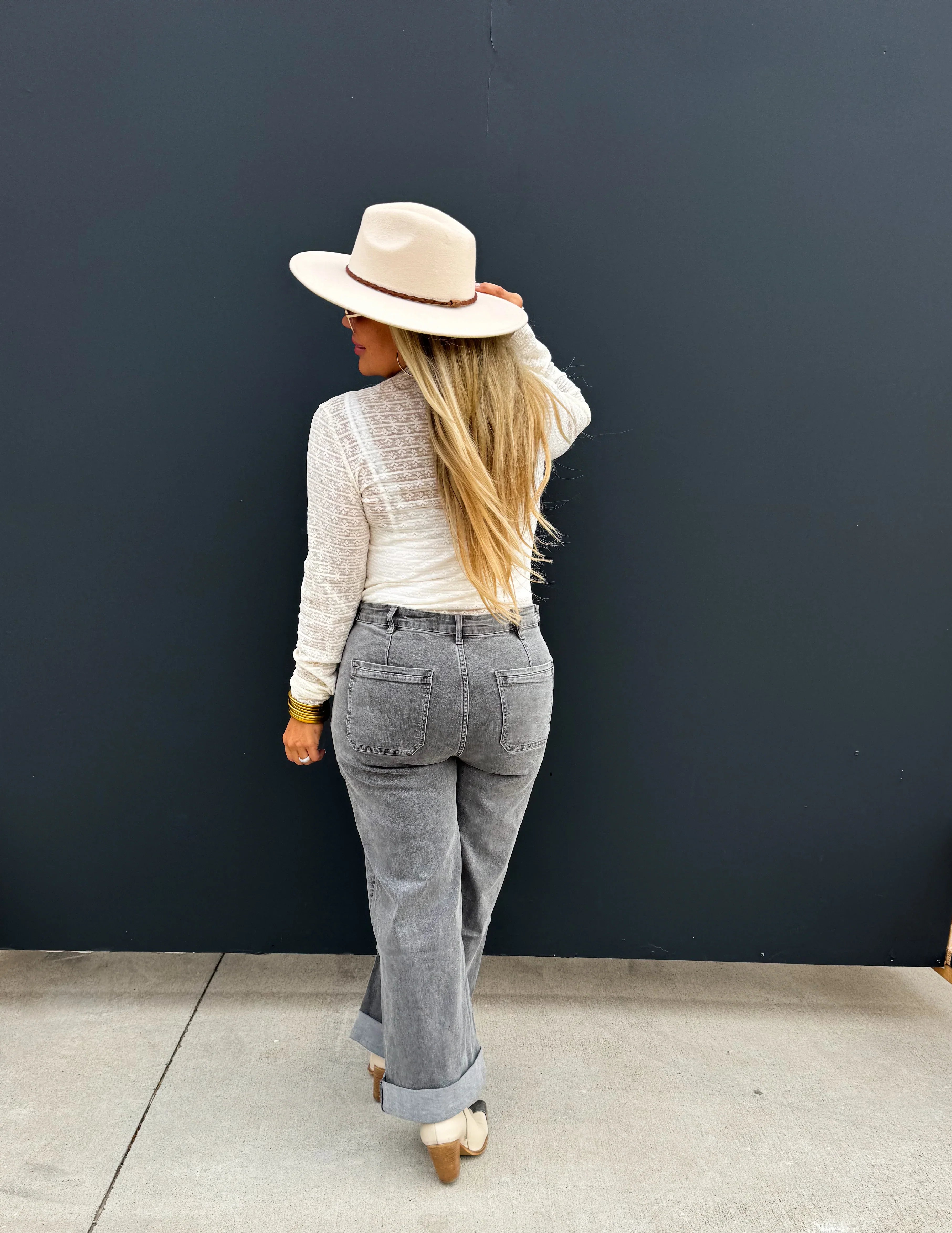 PREORDER: Grey Clover Front Pocket Jeans for Women - High Waist Slim Fit Denim Pants - Casual & Work Wear - Perfect for Office, Dating & Everyday Outfits
