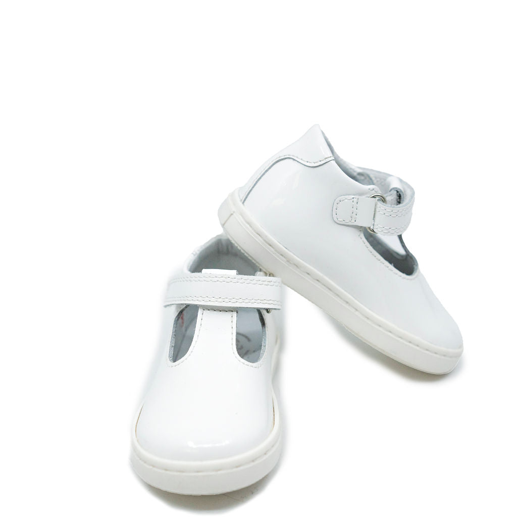 Beberlis White Patent Leather Baby Sneakers with Velcro Strap - Comfortable & Stylish First Walking Shoes for Toddlers, Infants & Kids - Perfect for Daily Wear, Playtime & Special Occasions