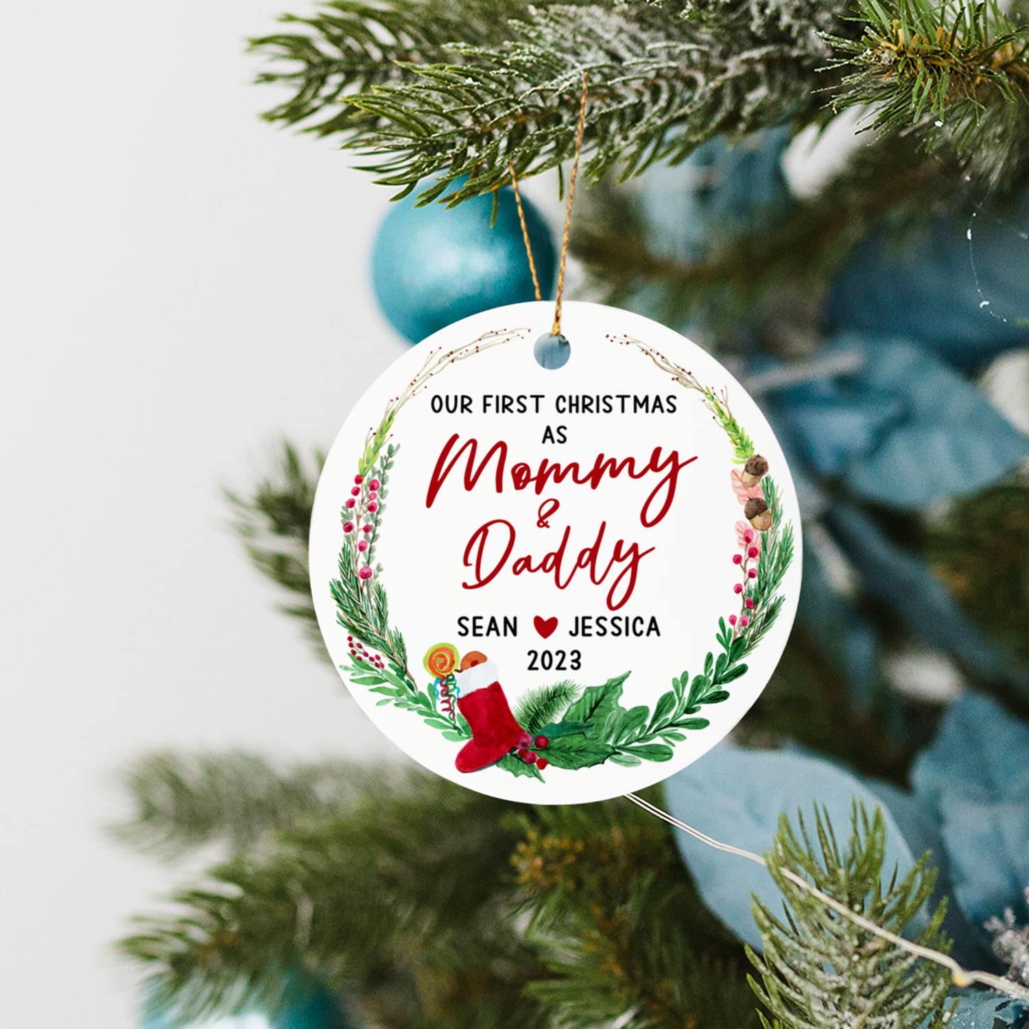 Personalized Our First Christmas as Mommy and Daddy Ornament 2025 - Custom New Parents Christmas Tree Decoration for Couples & Baby's First Xmas - Perfect for Holiday Gifts, Family Tree Decor, and New Parent Celebrations