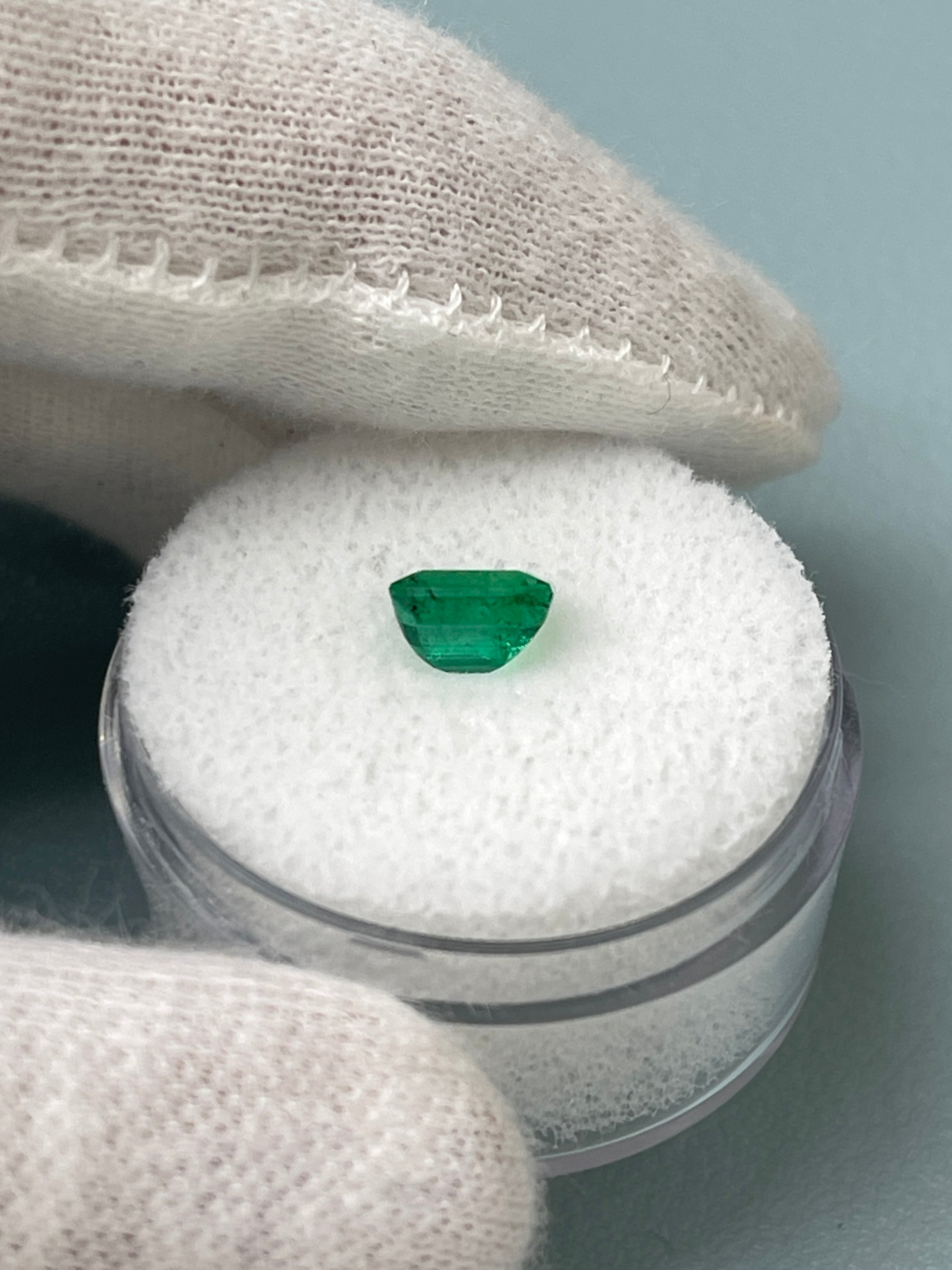 0.93 Carat 6.3x4.8mm Fine Deep Green Natural Loose Zambian Emerald - Emerald Cut Gemstone for Jewelry Making, Engagement Rings & Collector's Pieces