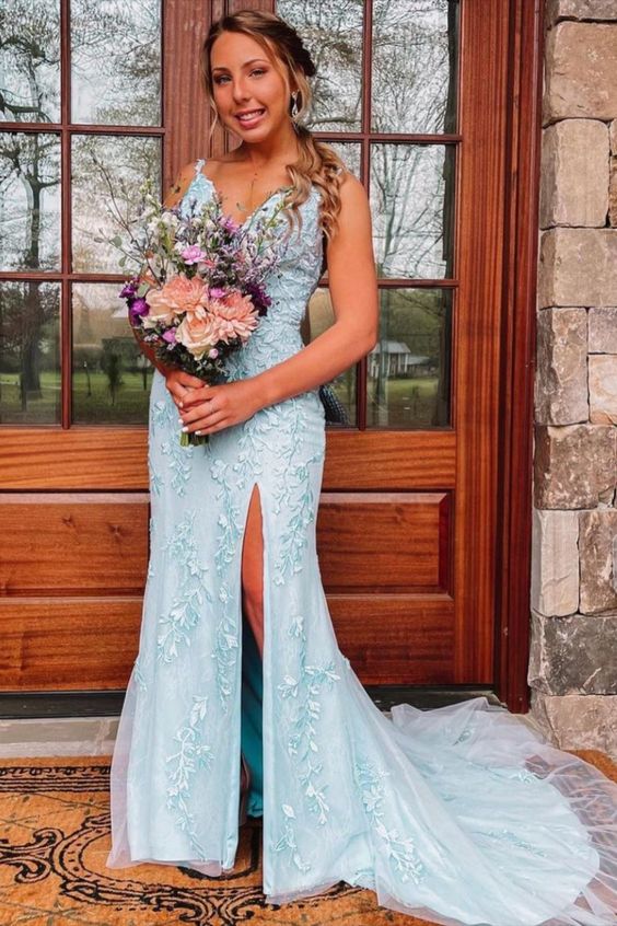 Elegant Light Blue Lace Graduation Dress - Mermaid Style Long Formal Gown for Prom, Homecoming & Special Occasions