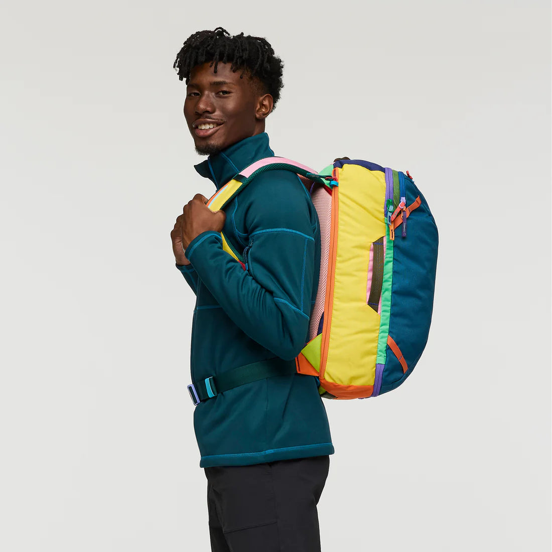 Allpa 28L Travel Backpack - Lightweight Carry-On Pack for Hiking & Business Trips - Perfect for Airplane, Commuting & Weekend Getaways