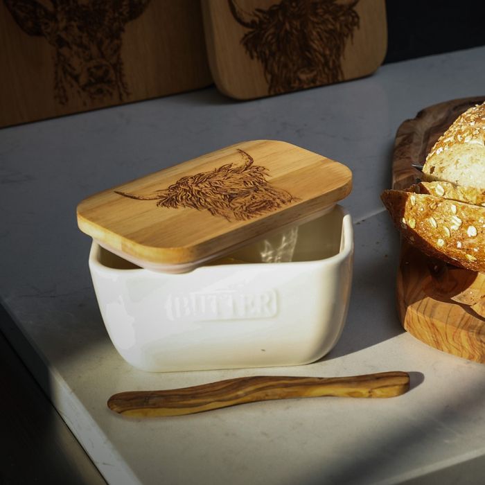 Ceramic and Oak Butter Dish with Lid - Elegant Ivory Butter Keeper for Dining Table, Kitchen Counter, or Gift Giving - Perfect for Butter Storage and Serving