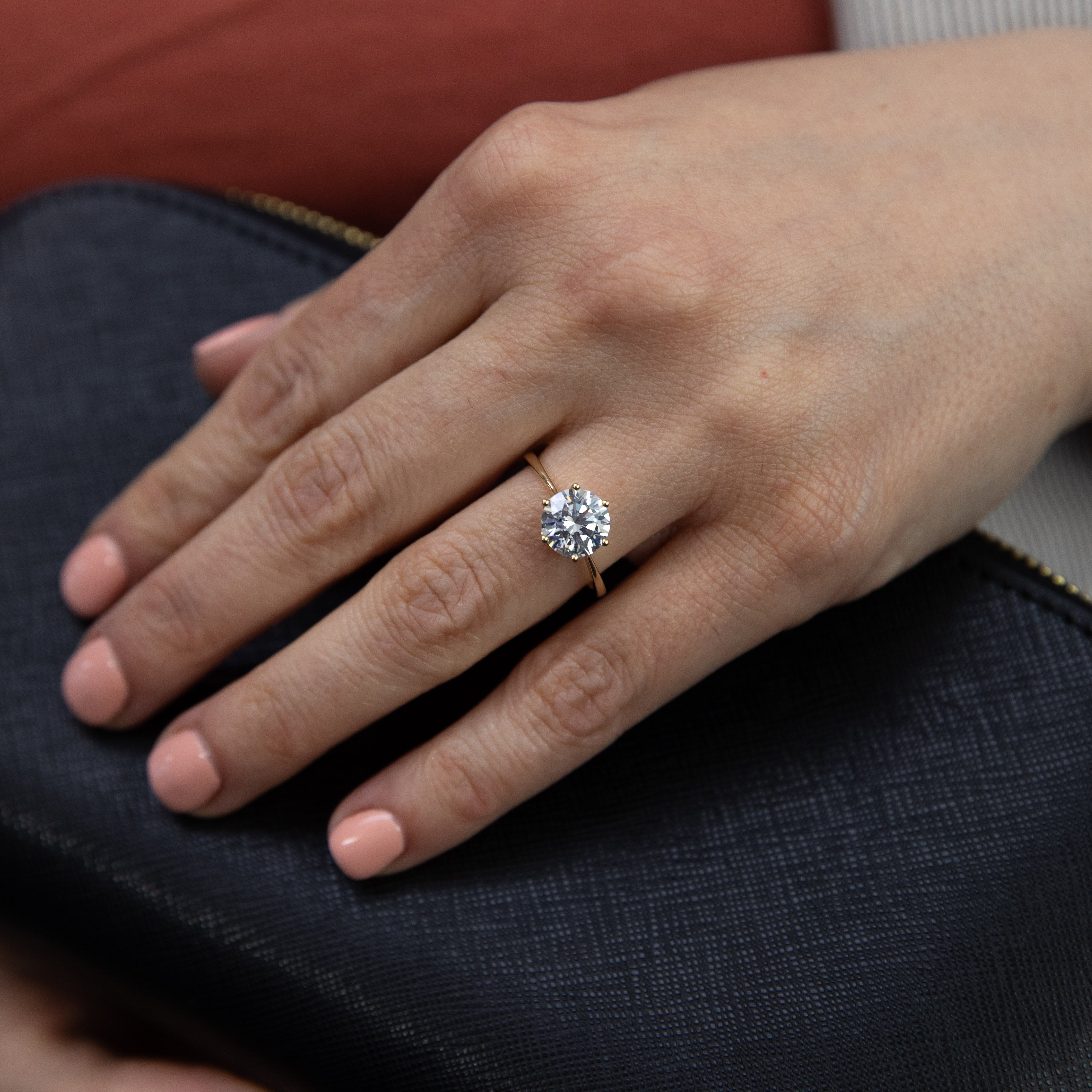 9ct Yellow Gold 8mm Cubic Zirconia 6-Prong Solitaire Engagement Ring for Women - Perfect for Proposals, Anniversaries & Special Occasions