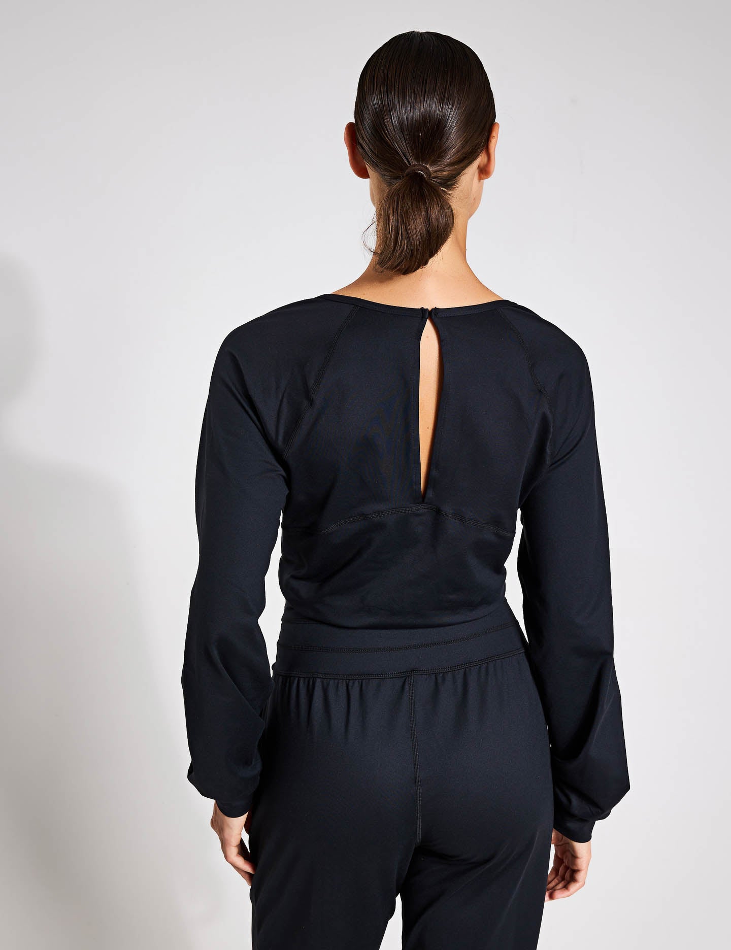 Gaia Yoga Long Sleeve Jumpsuit for Women - Stretchy Comfortable Workout Outfit - Black - Perfect for Yoga, Pilates & Lounge Wear