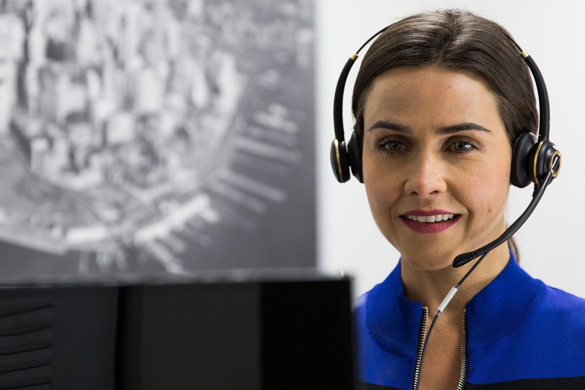 D712 Dual Speaker Wired Office Headset - Compatible with Avaya, Polycom, Cisco, Shoretel, Yealink, Mitel Desk Phones - Noise Cancelling Microphone for Clear Calls - Perfect for Remote Work, Call Centers & Office Communications