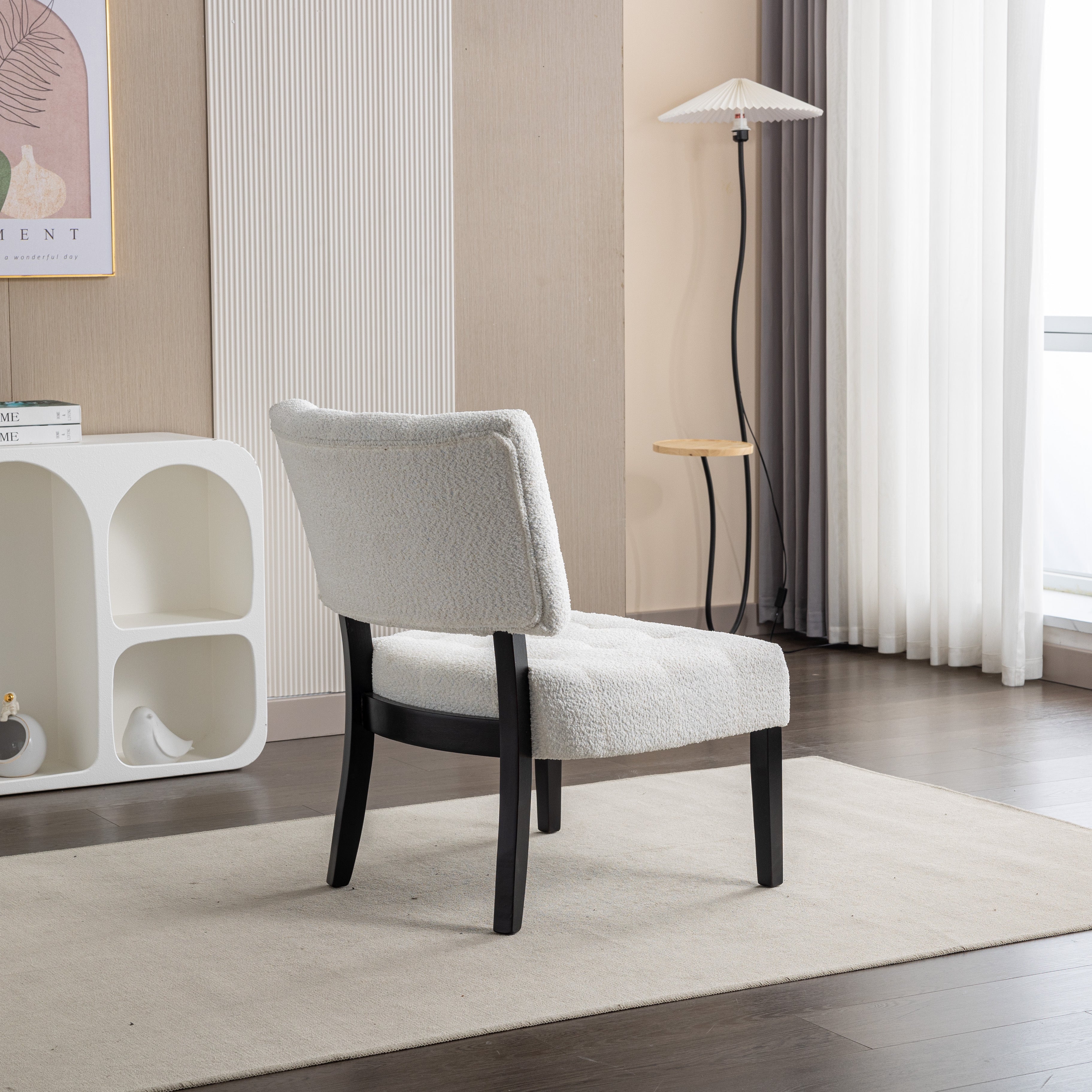Roundhill Furniture Tufted Accent Chair with Oversized Seating - Modern Upholstered Living Room Chair for Home Office, Lounge & Reading Nook
