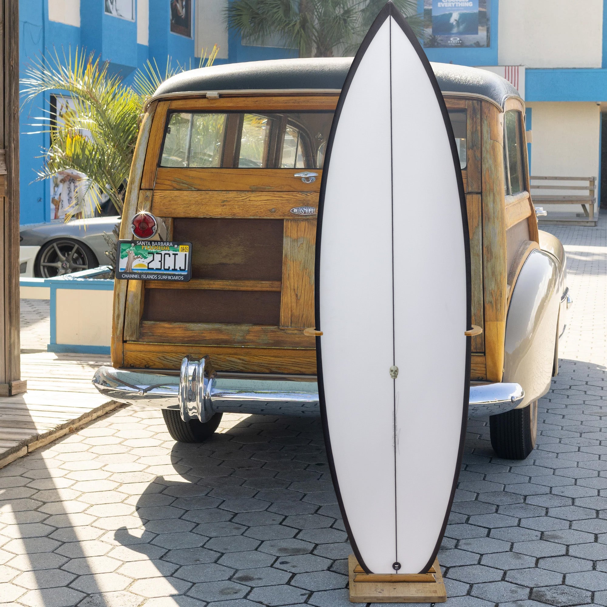 Christenson Ocean Pro 1 6'0 Surfboard with Futures Fins - High Performance Shortboard for All Wave Conditions | Perfect for Beach Surfing, Competition & Wave Riding Adventures