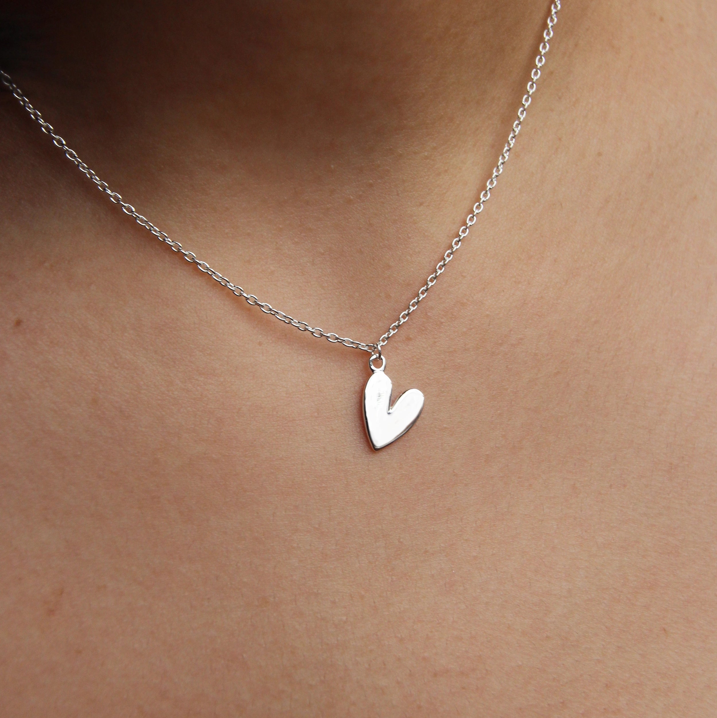 Lovely Sterling Silver Necklace for Women - Elegant & Timeless Jewelry Gift for Her - Perfect for Weddings, Anniversaries & Special Occasions