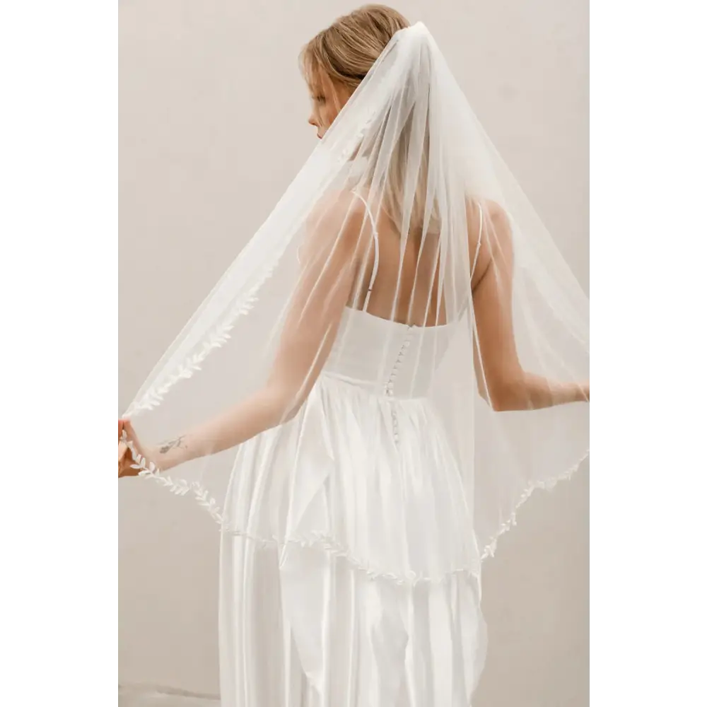 Elegant Pearl Beaded Edge Wedding Veil V006 - Perfect for Bridal Ceremonies, Photos & Special Occasions