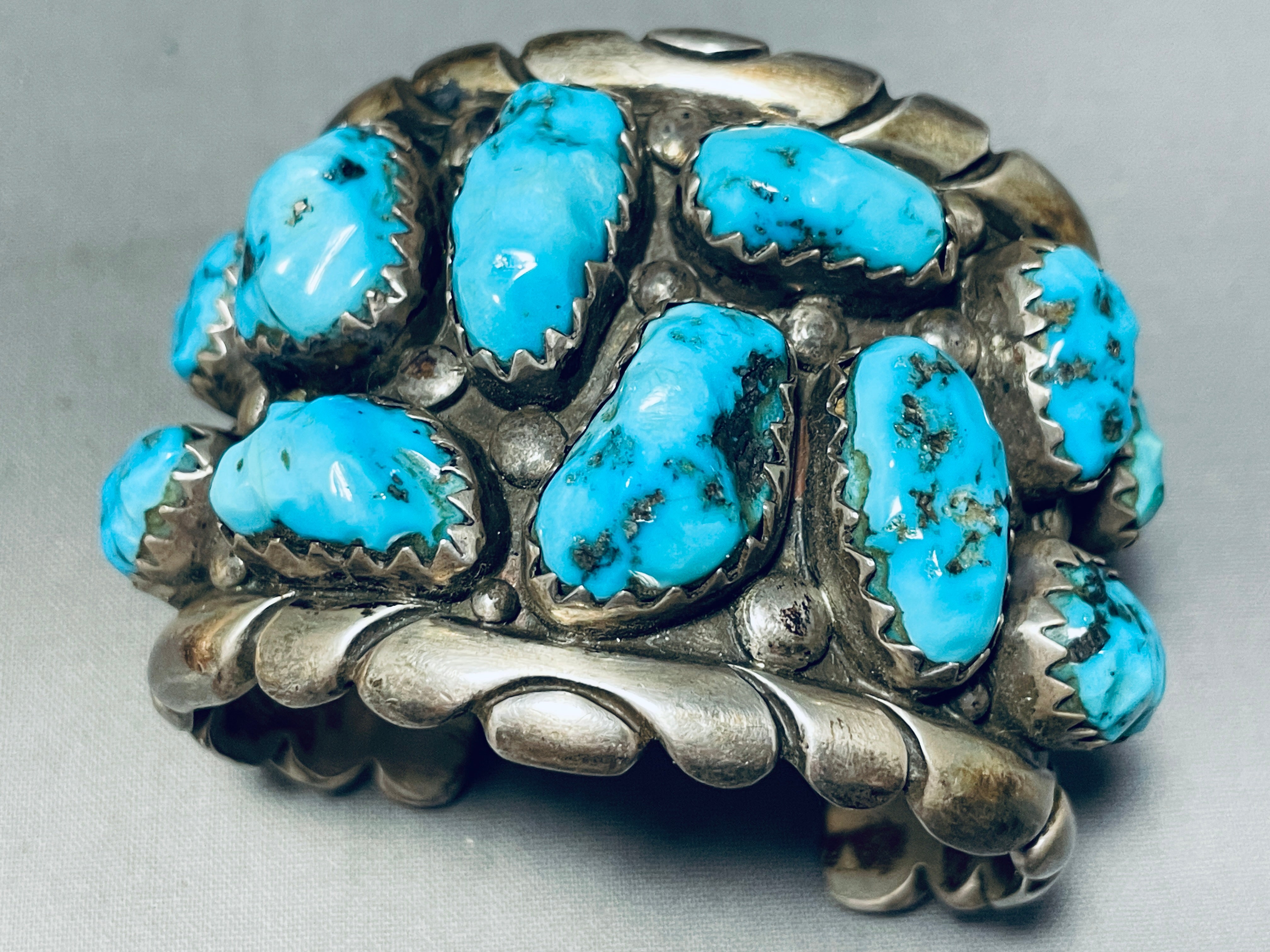 155g Vintage Navajo Turquoise Sterling Silver Bracelet - Authentic Native American Jewelry for Women - Perfect for Boho Fashion, Gift Giving & Special Occasions