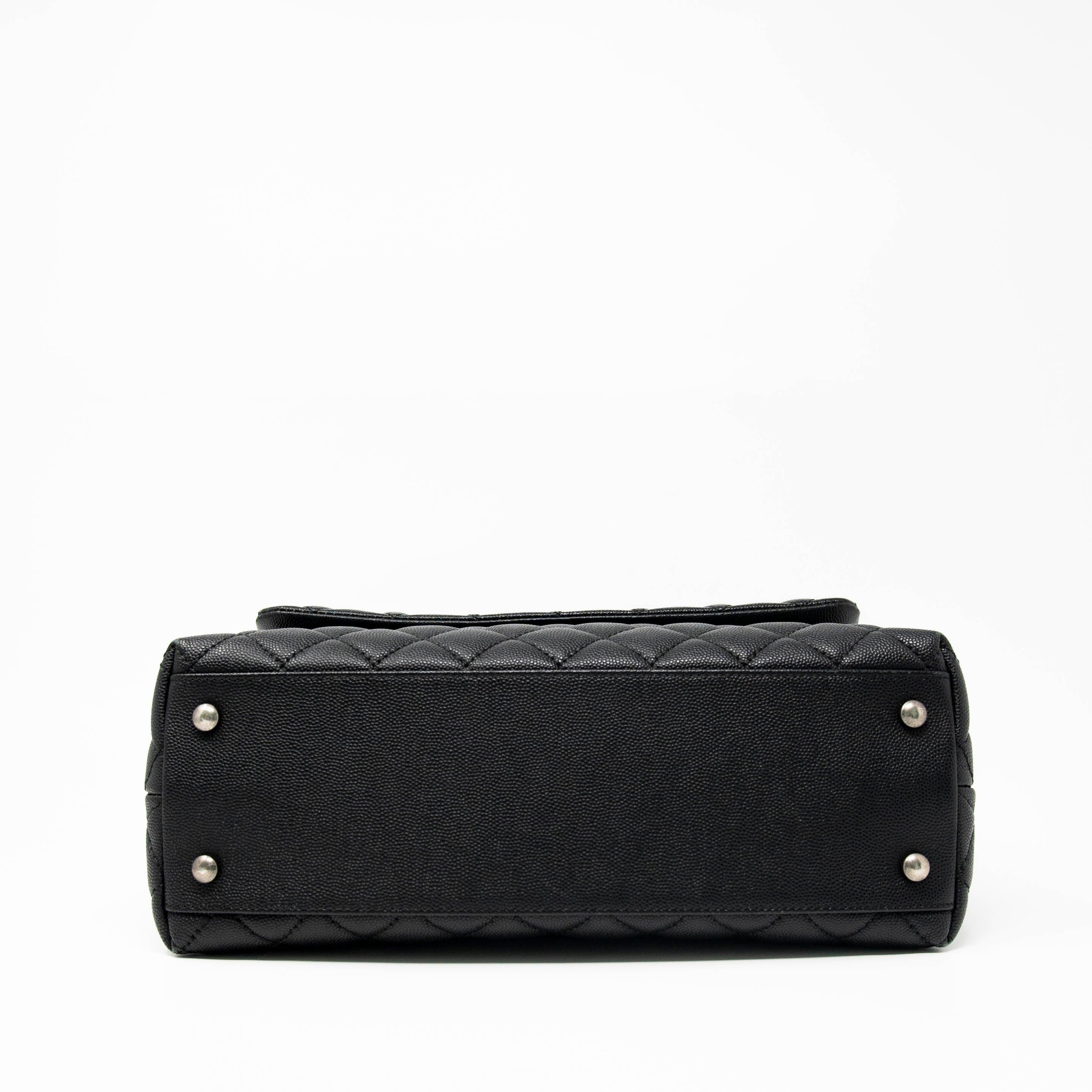 Chanel Black Medium Coco Handle Bag in Lizard Leather - Perfect for Evening Events & Luxury Fashion Accessories