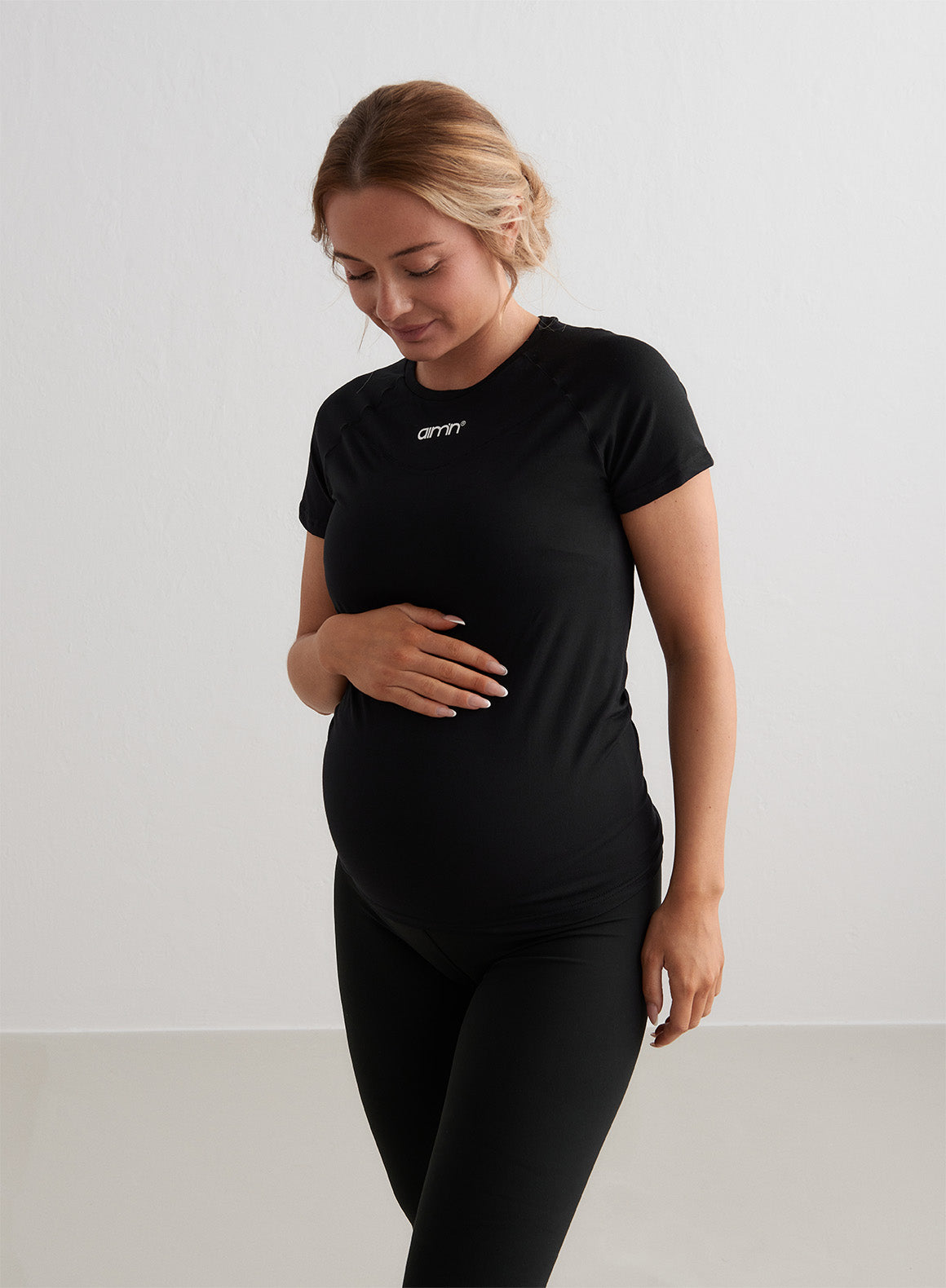 Black Soft Basic Maternity Short Sleeve T-Shirt - Comfortable Pregnancy Top for Everyday Wear & Nursing