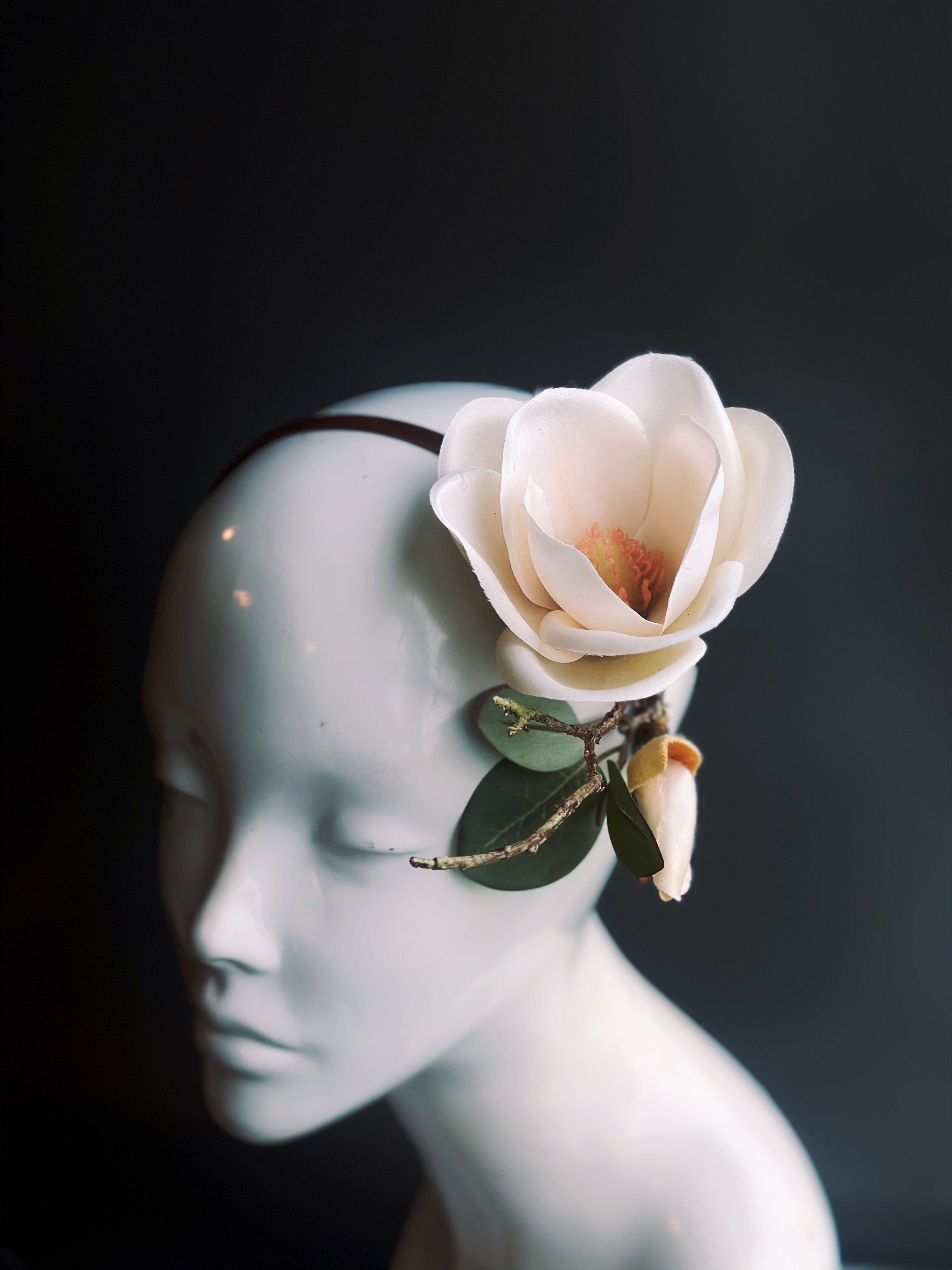 Elegant Magnolia Flower Headband for Women - Adjustable Hair Accessory for Weddings, Parties & Everyday Wear