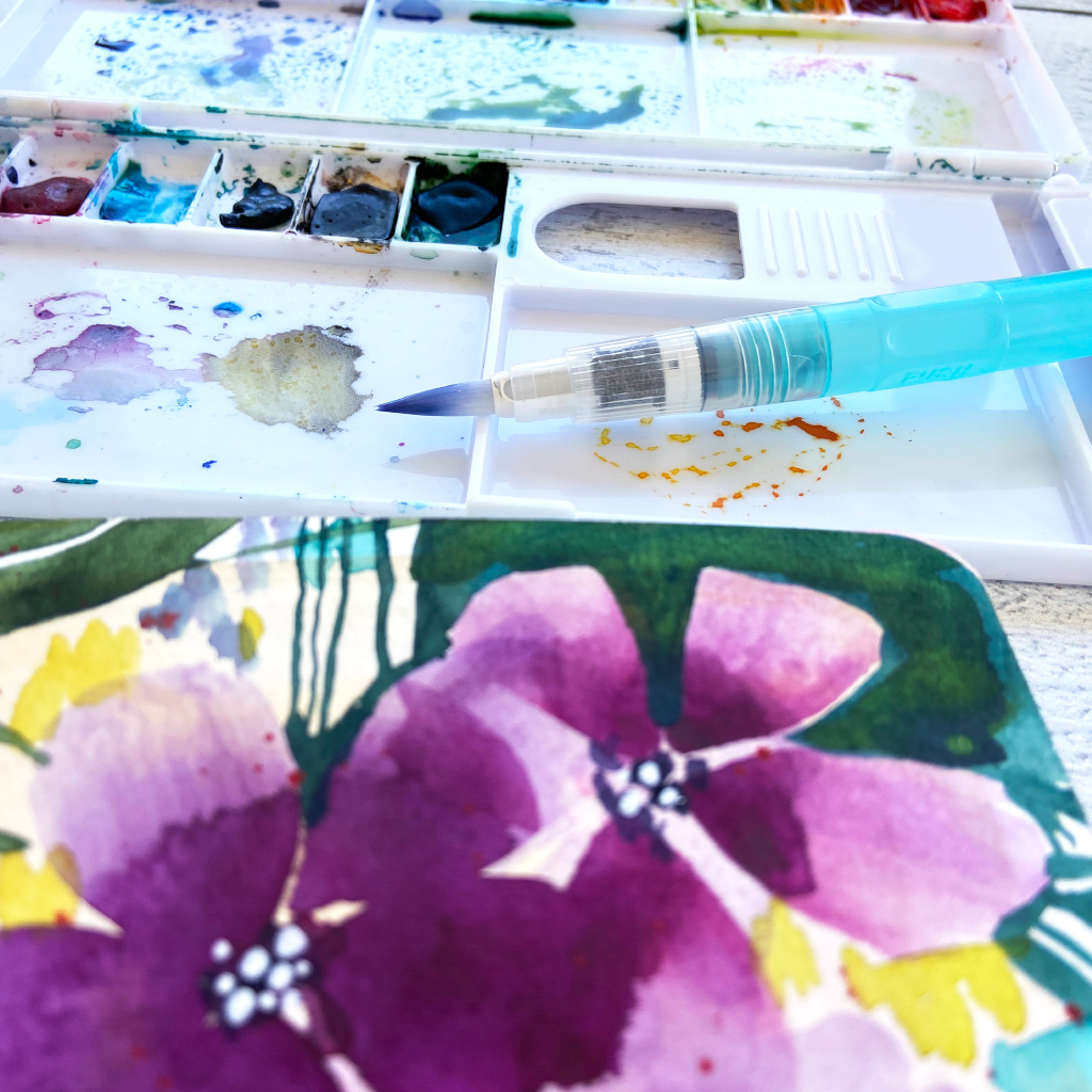 Foldable Plastic Palette (YWP800) - Portable & Lightweight for Artists, Painters & DIY Projects - Perfect for Travel, Studio & Outdoor Painting